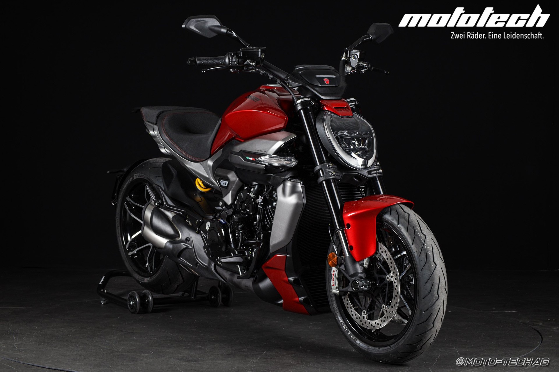 DUCATI X Diavel V4