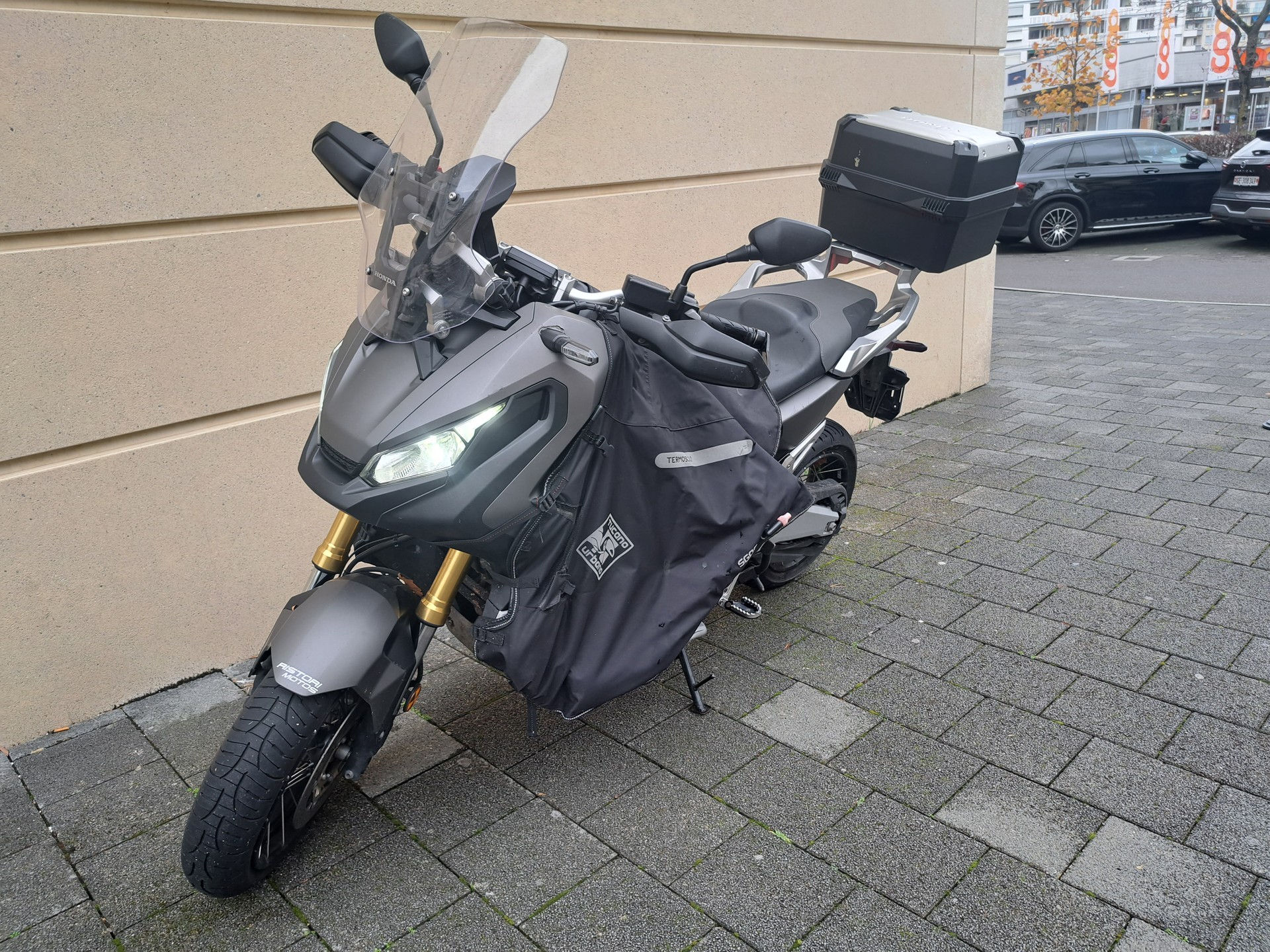 HONDA X-ADV 750 ABS