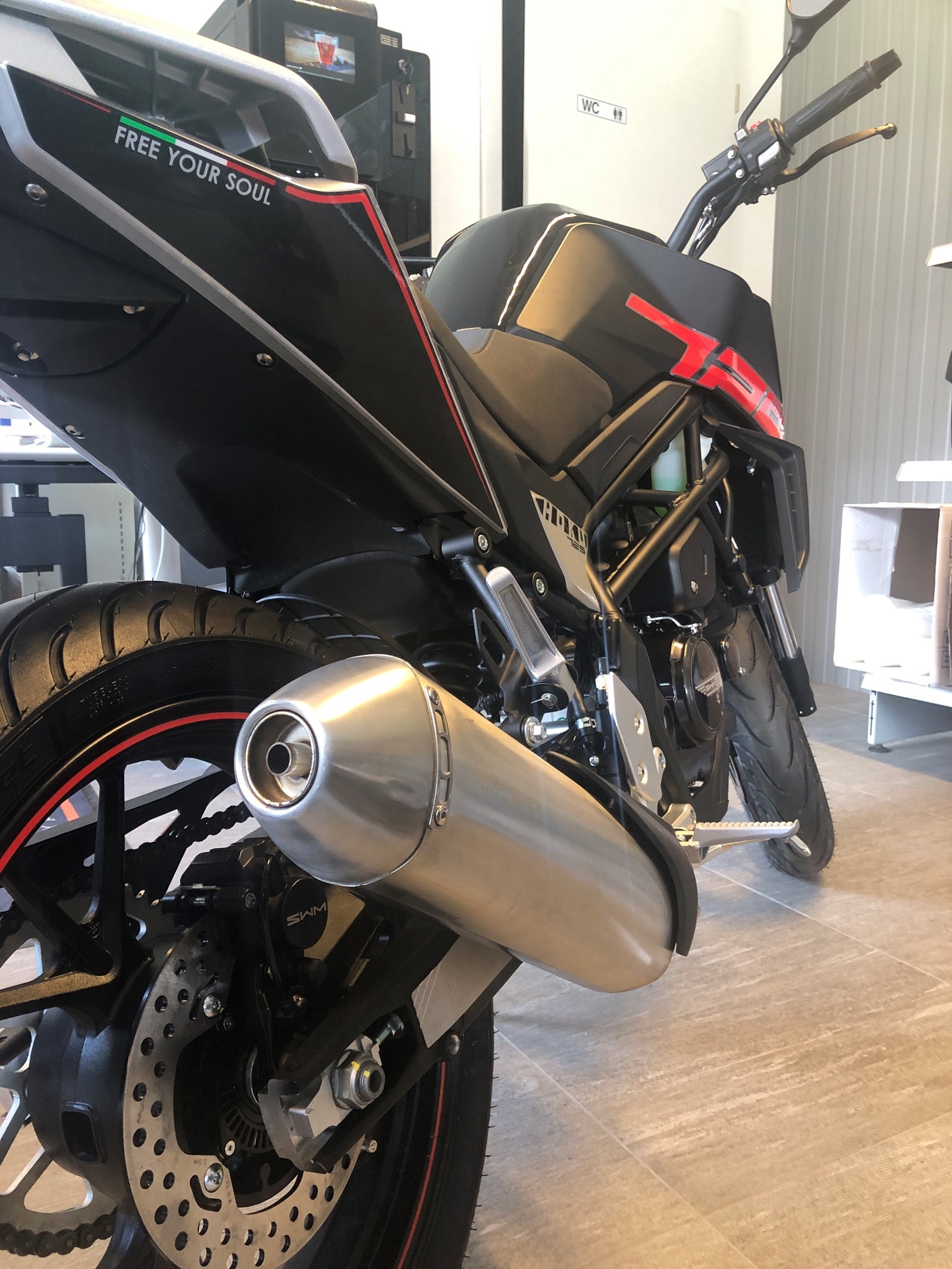 SWM HOKU 125 ABS-image-2