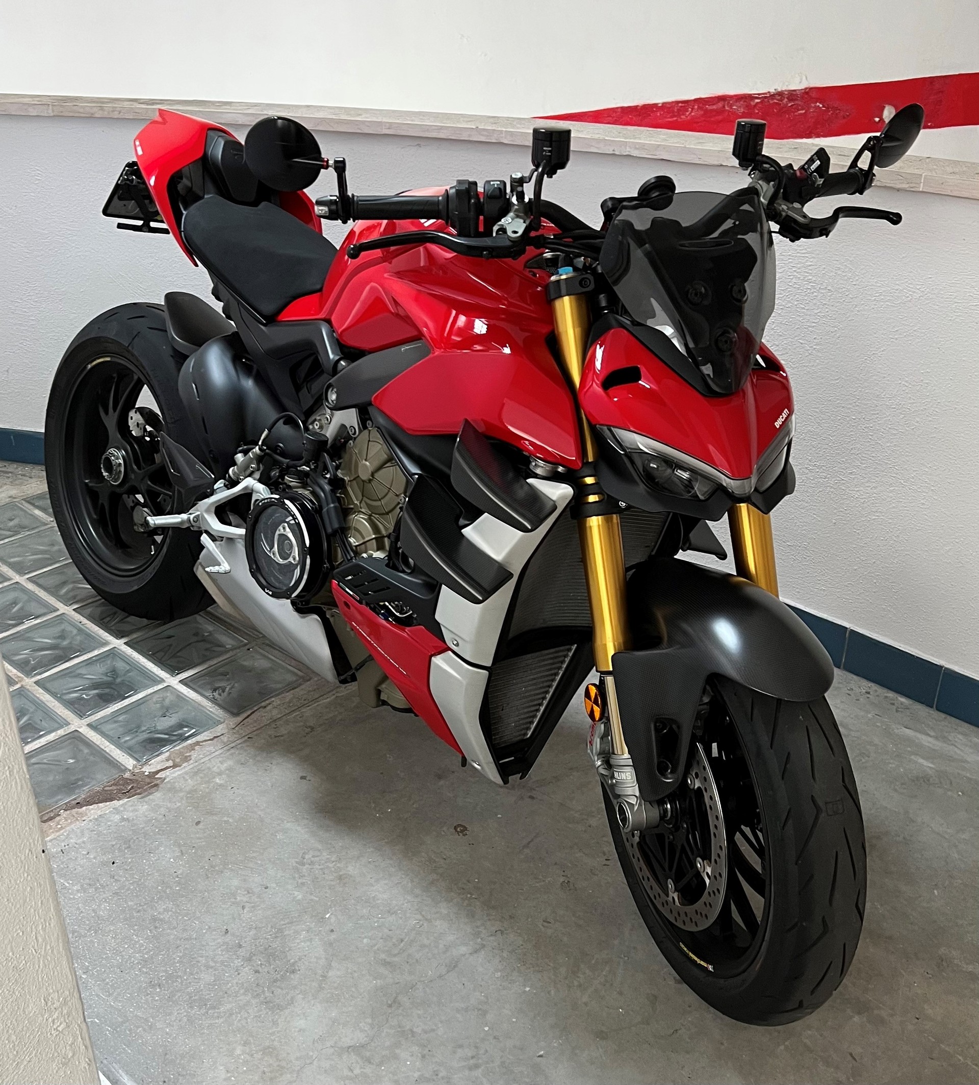 DUCATI Streetfighter V4 S