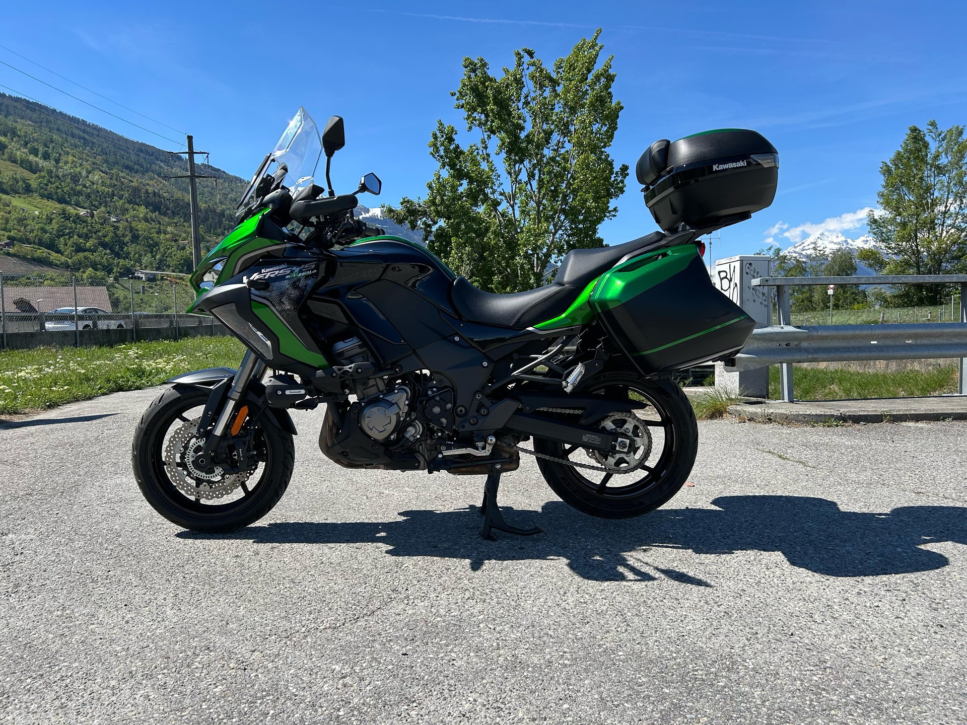 KAWASAKI Versys 1000 SE Grand Tourer-showroom-element-1