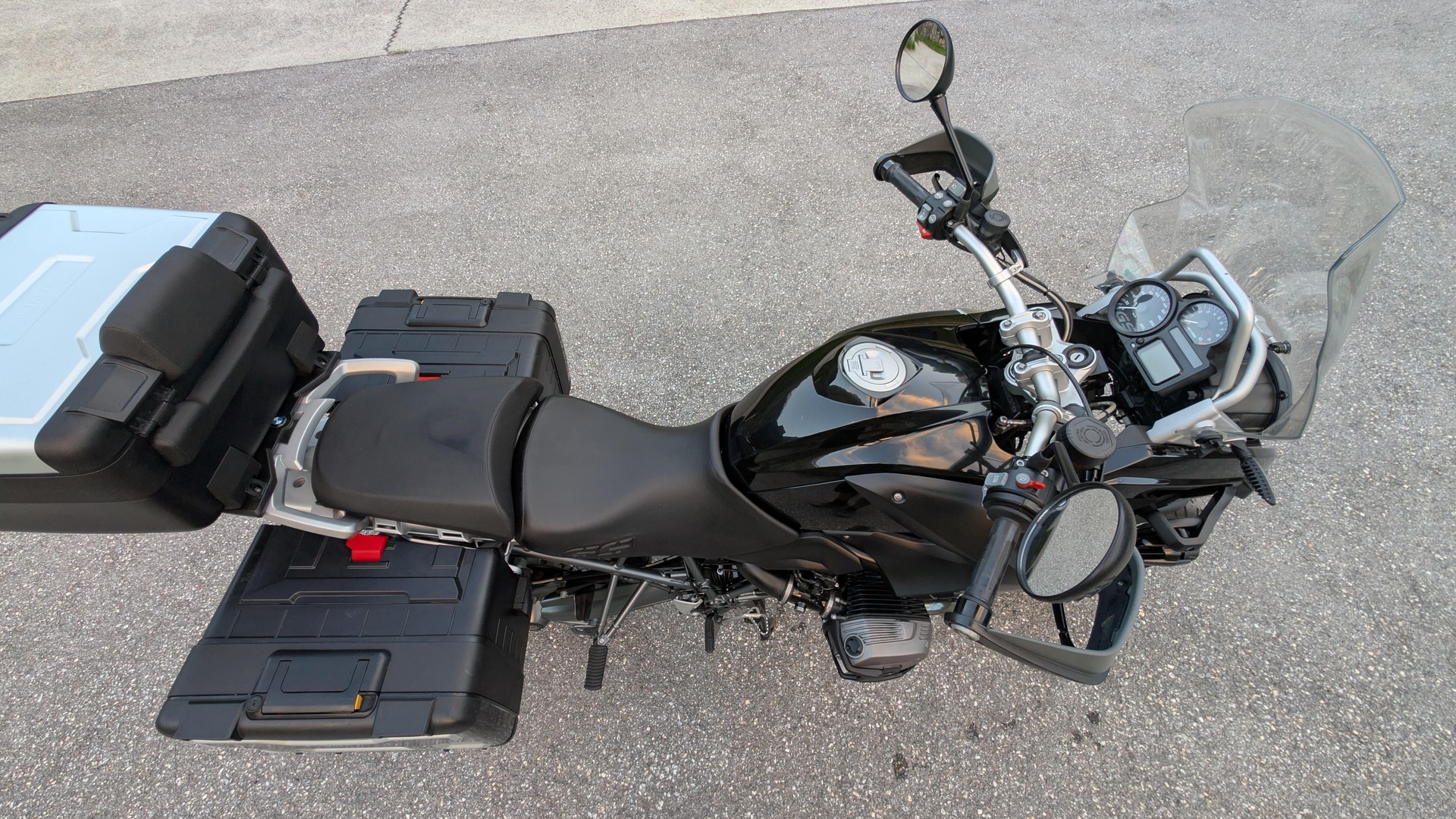 BMW R 1200 GS Triple Black ABS-image-6