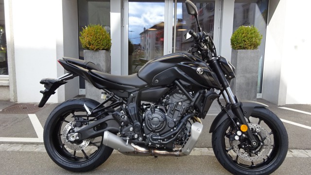 YAMAHA MT-07-showroom-element-3