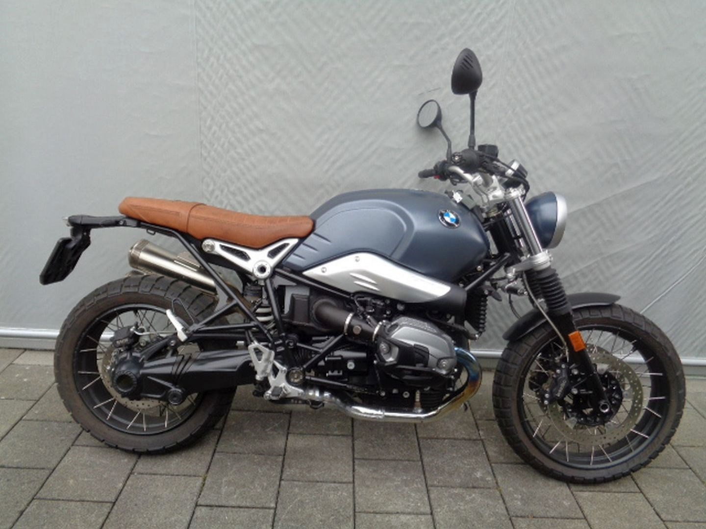 BMW R NINE T SCRAMBLER-image-3
