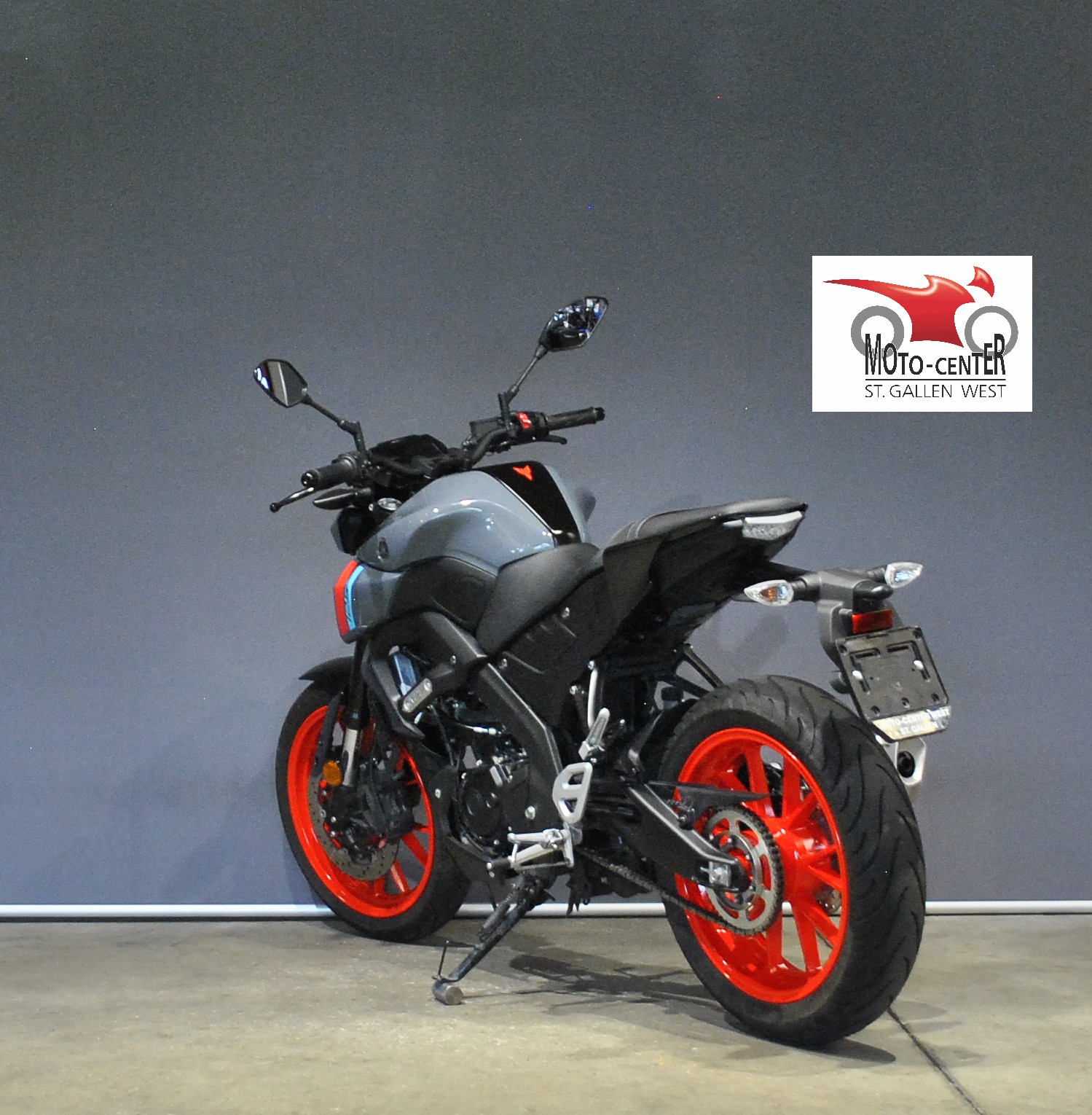 YAMAHA MT-125 ABS-showroom-element-3