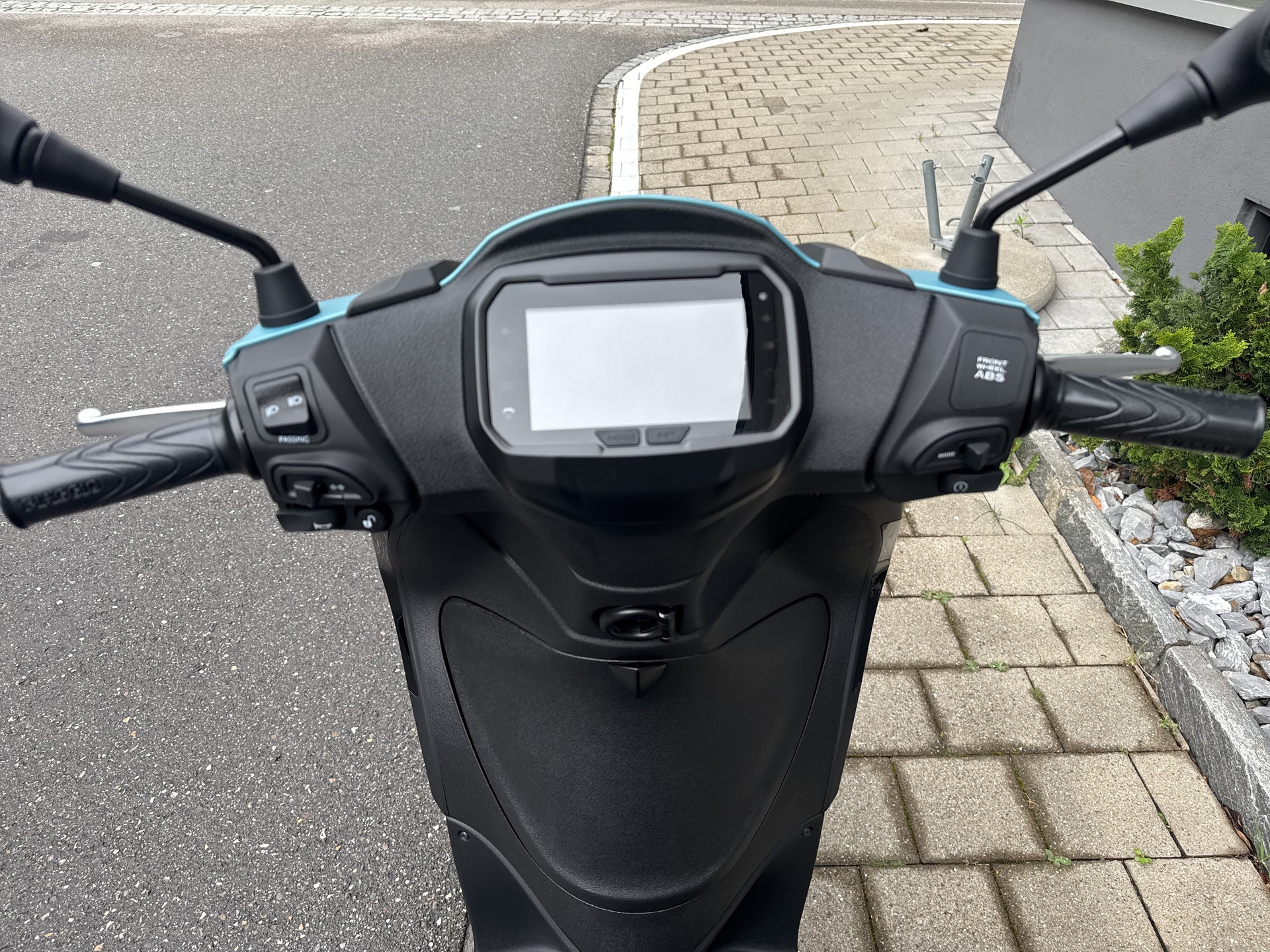 PIAGGIO Liberty 125 Sport E5+-image-6