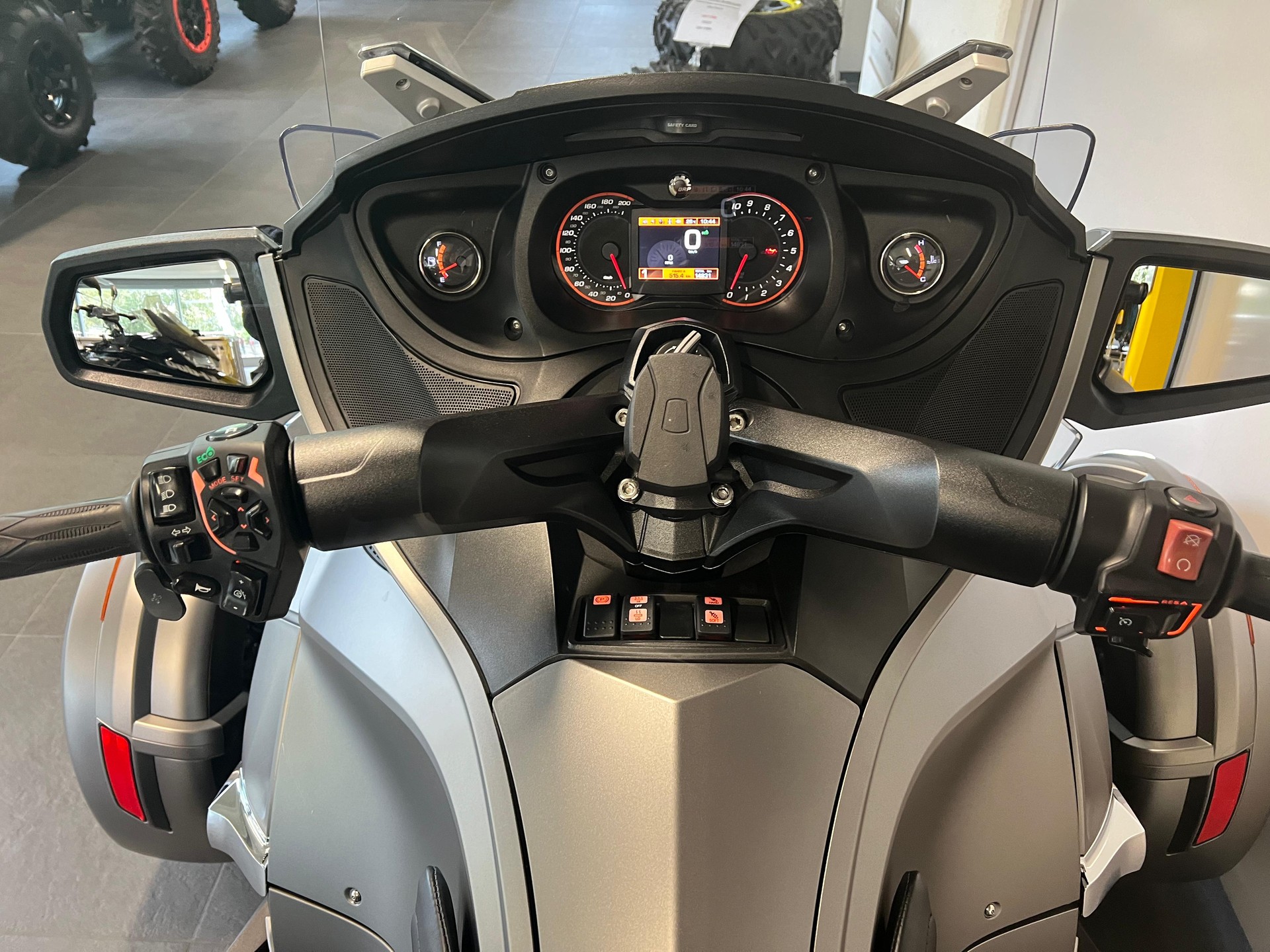 CAN-AM Spyder RT-LTD SE6-image-10