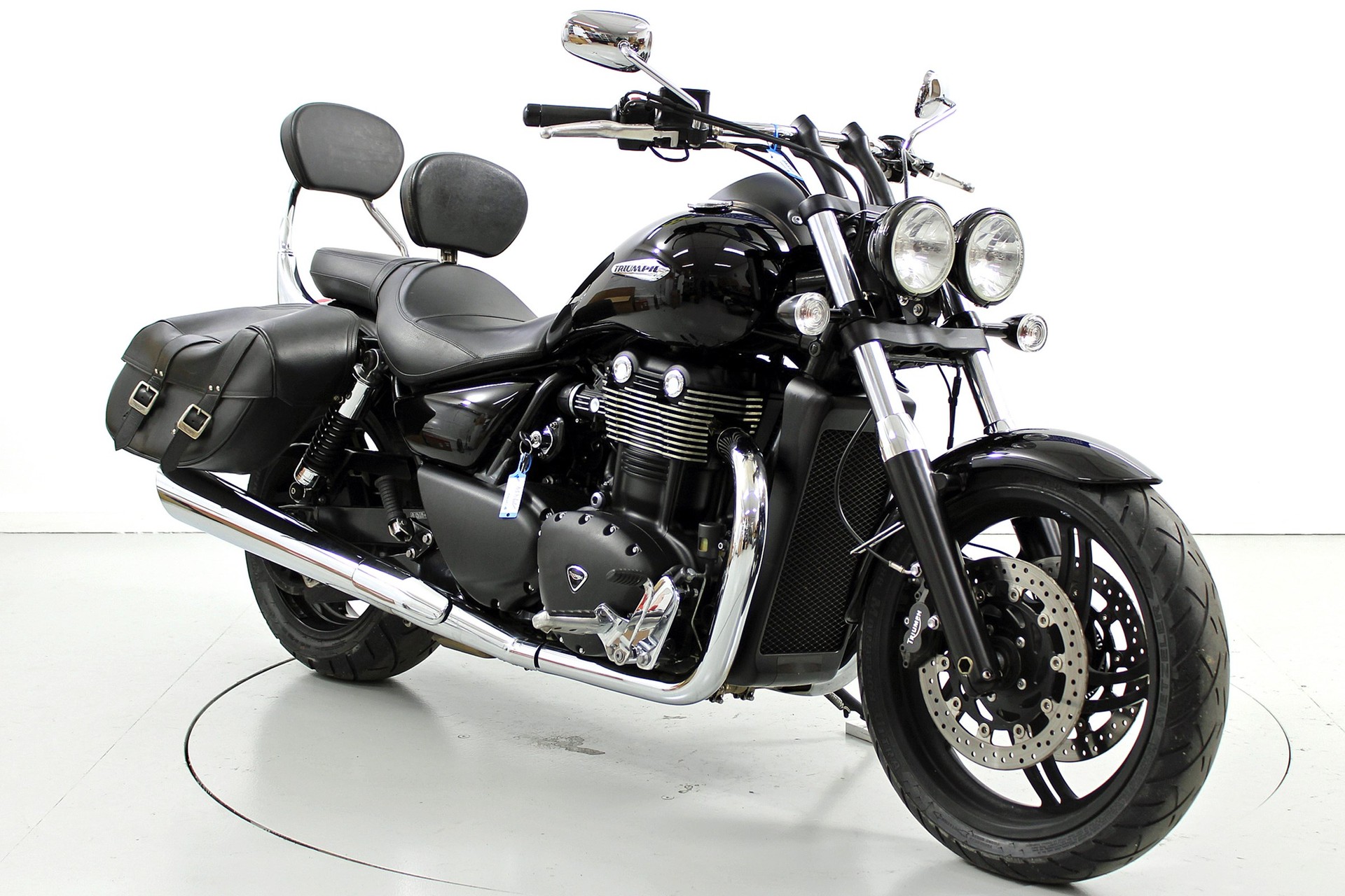 TRIUMPH Thunderbird 1700 ABS Storm-showroom-element-1