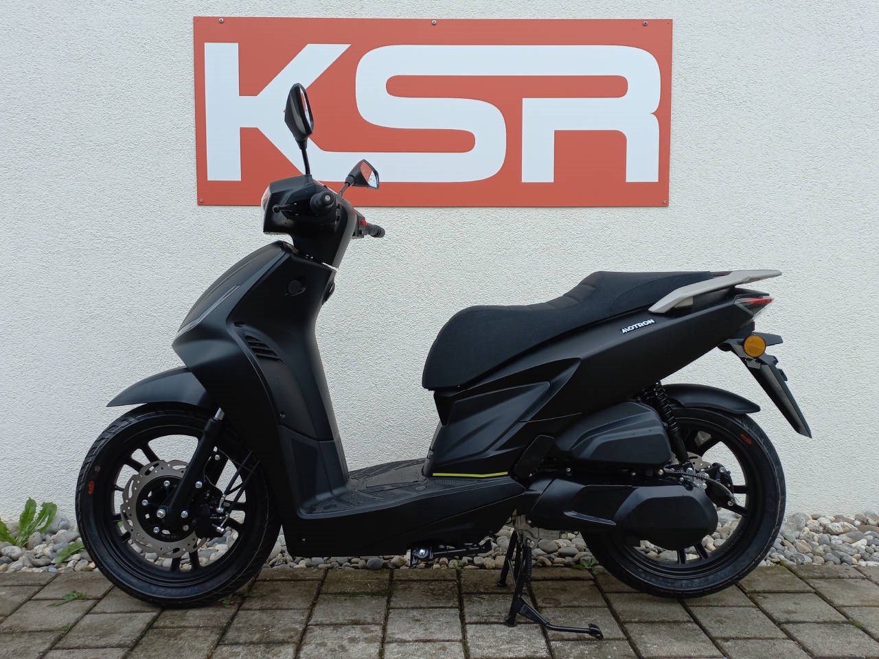 MOTRON VENTURA 125-showroom-element-1