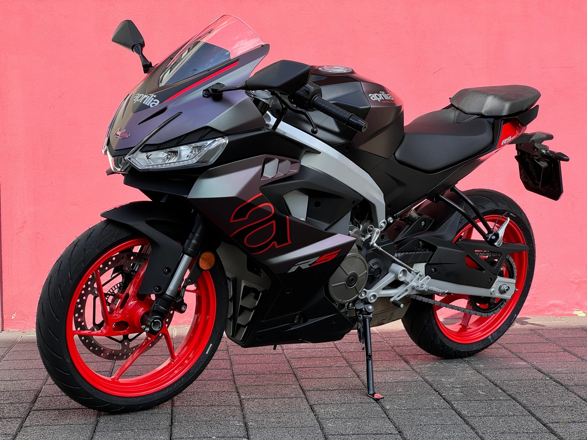 APRILIA RS 457 (35kW)-showroom-element-1