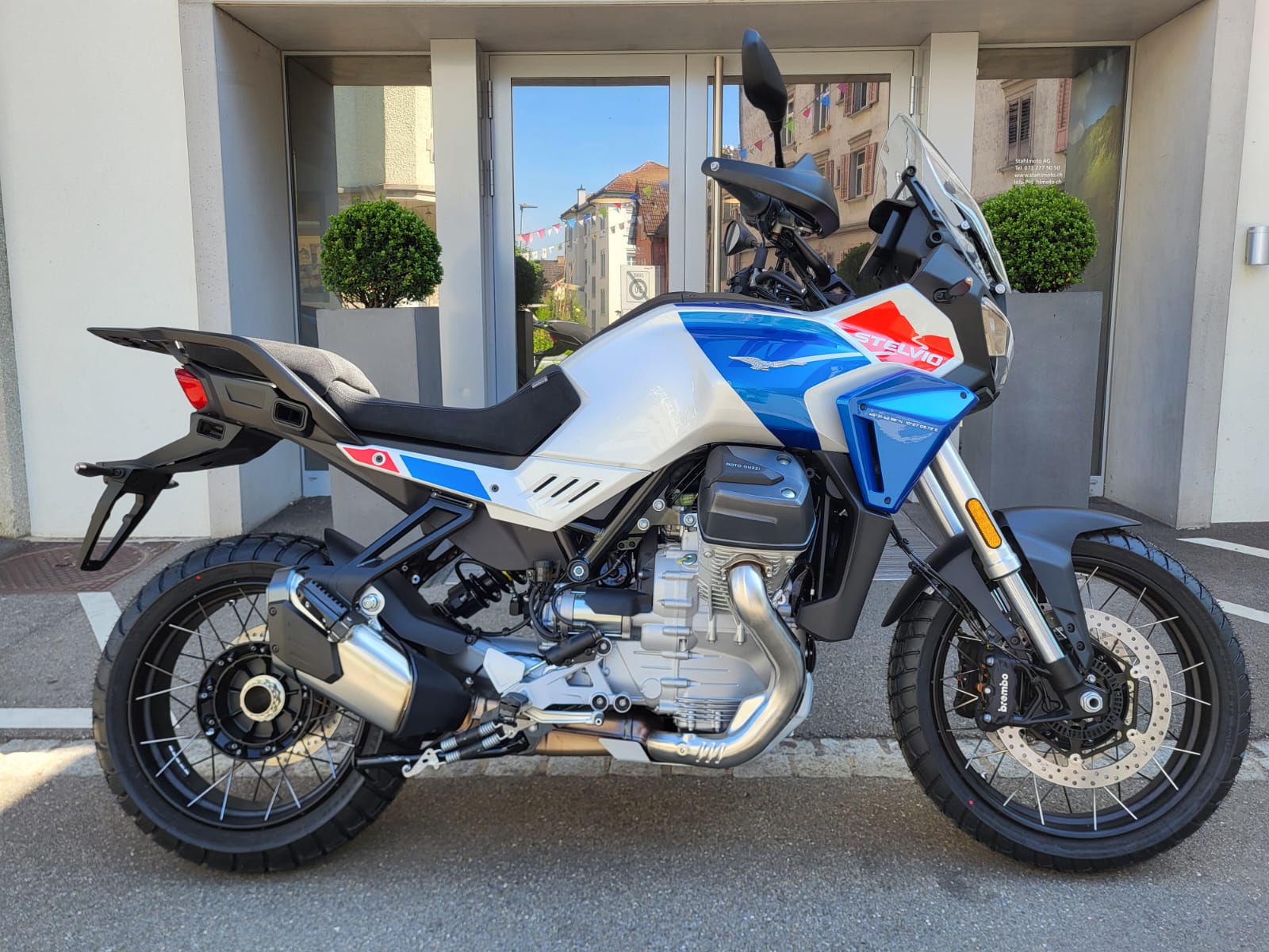 MOTO GUZZI Stelvio 1000 Ducento Tribuo E5+