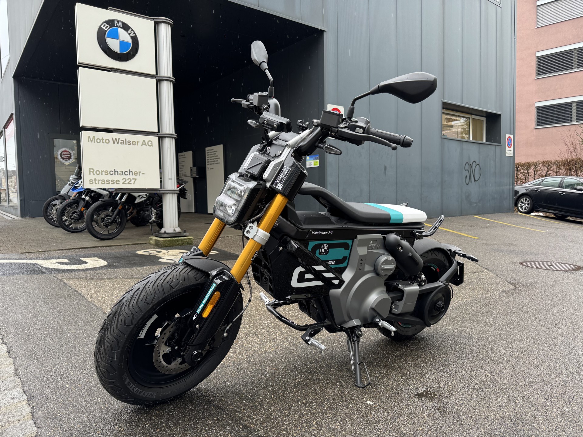 BMW CE 02