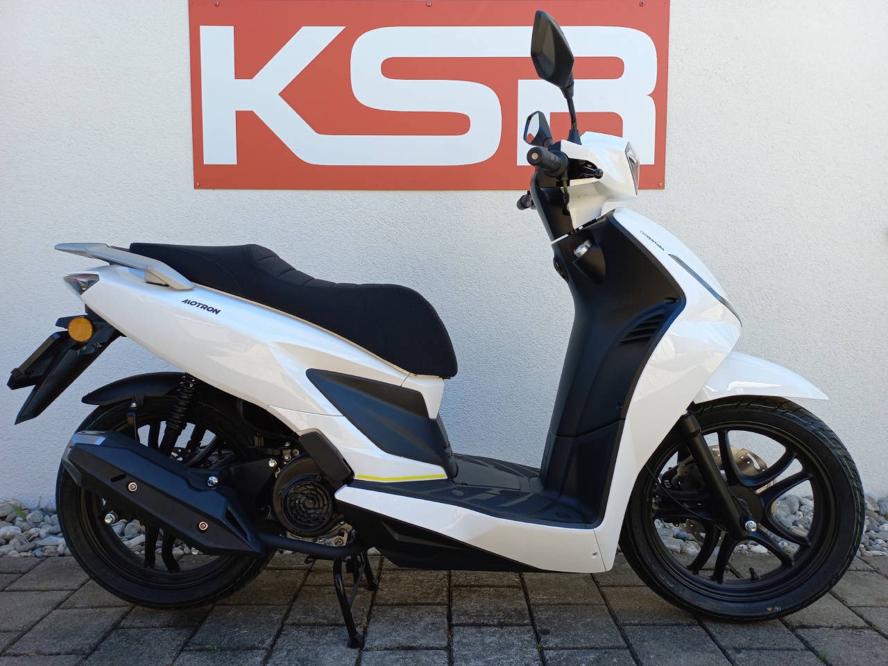 MOTRON VENTURA 125