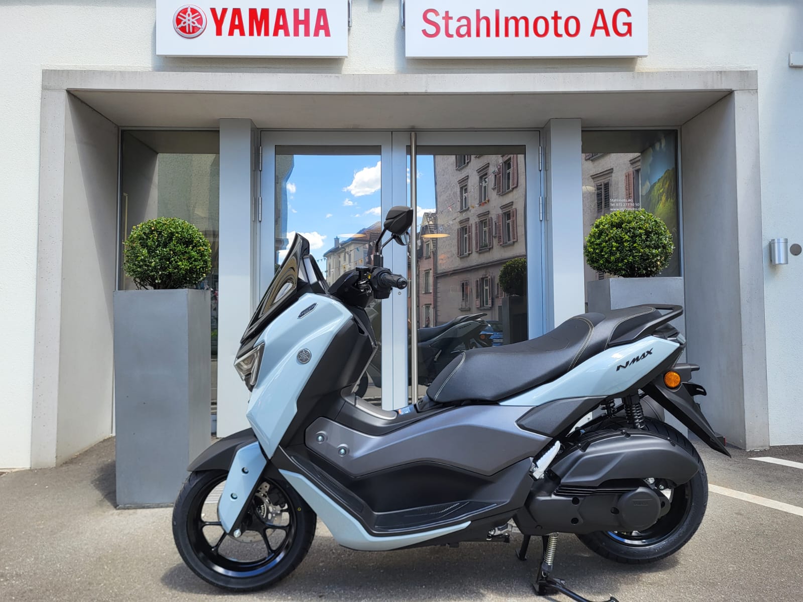 YAMAHA N-Max GPD 125