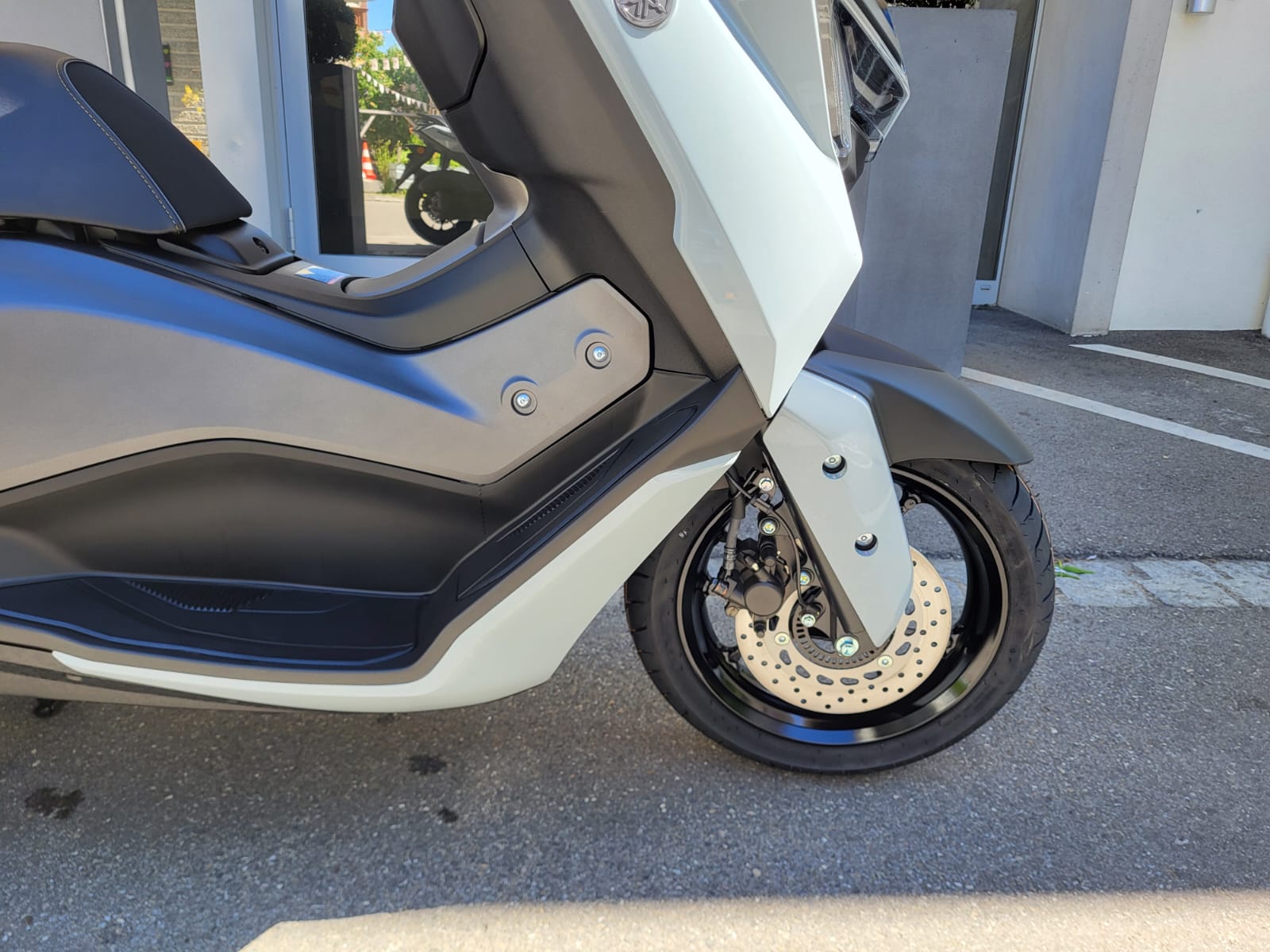 YAMAHA N-Max GPD 125-image-6