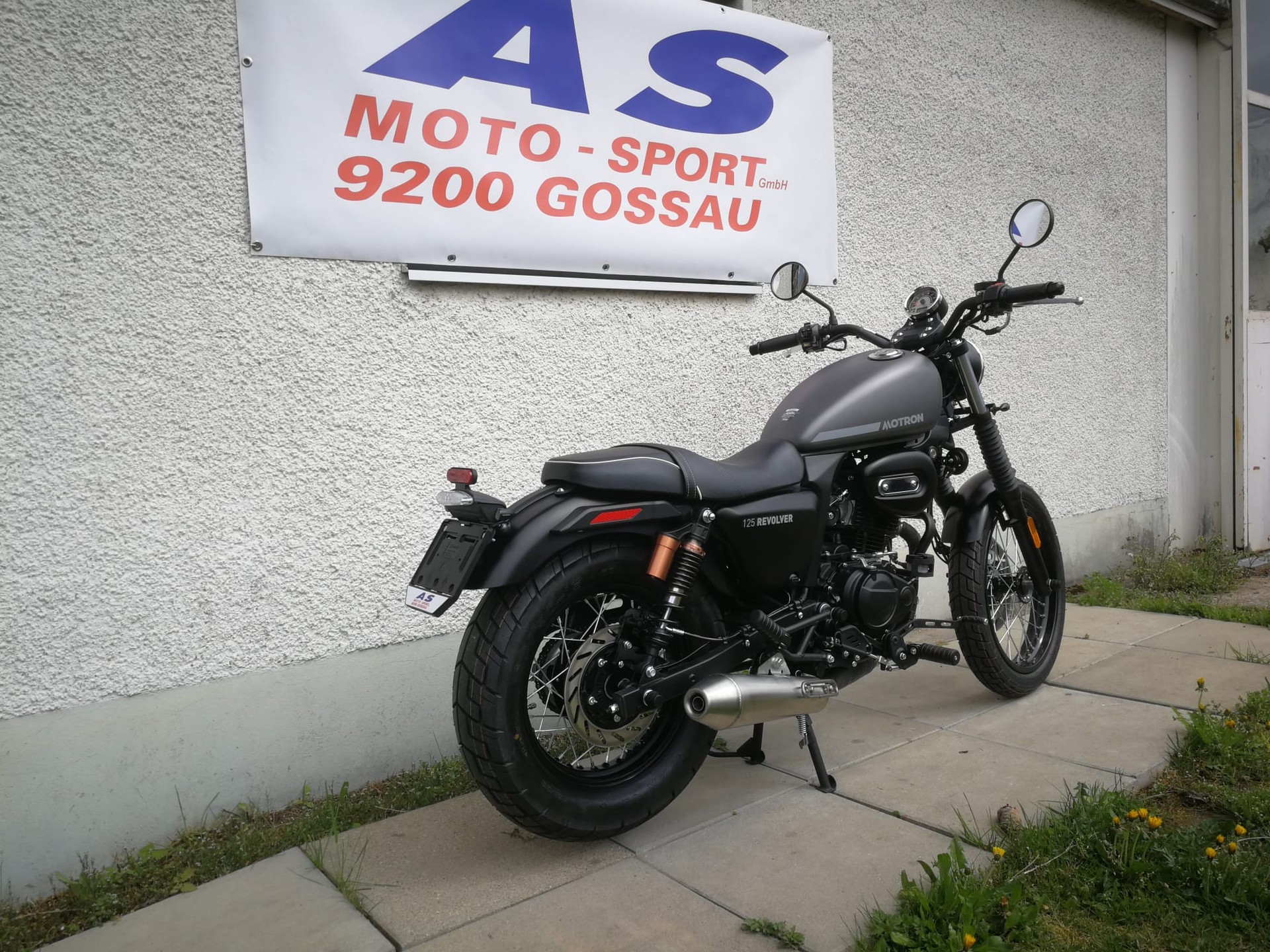 MOTRON Revolver 125-image-2