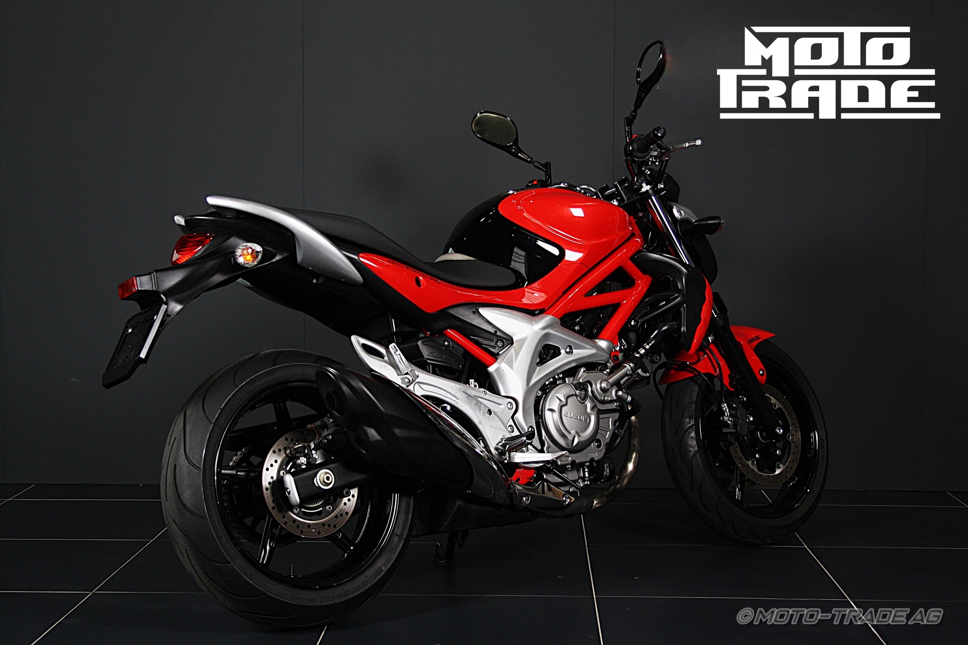 SUZUKI SFV 650 Gladius ABS-showroom-element-2