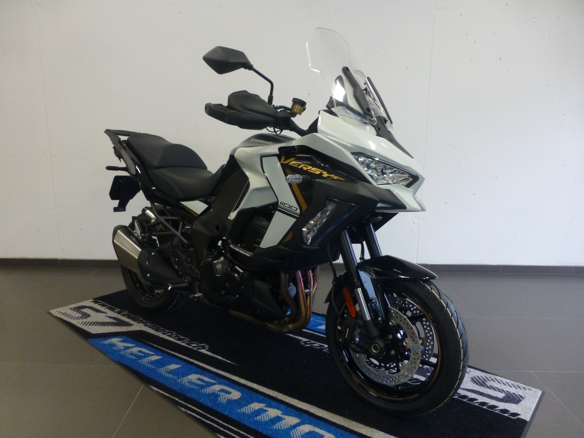 KAWASAKI Versys 1100 S-showroom-element-2