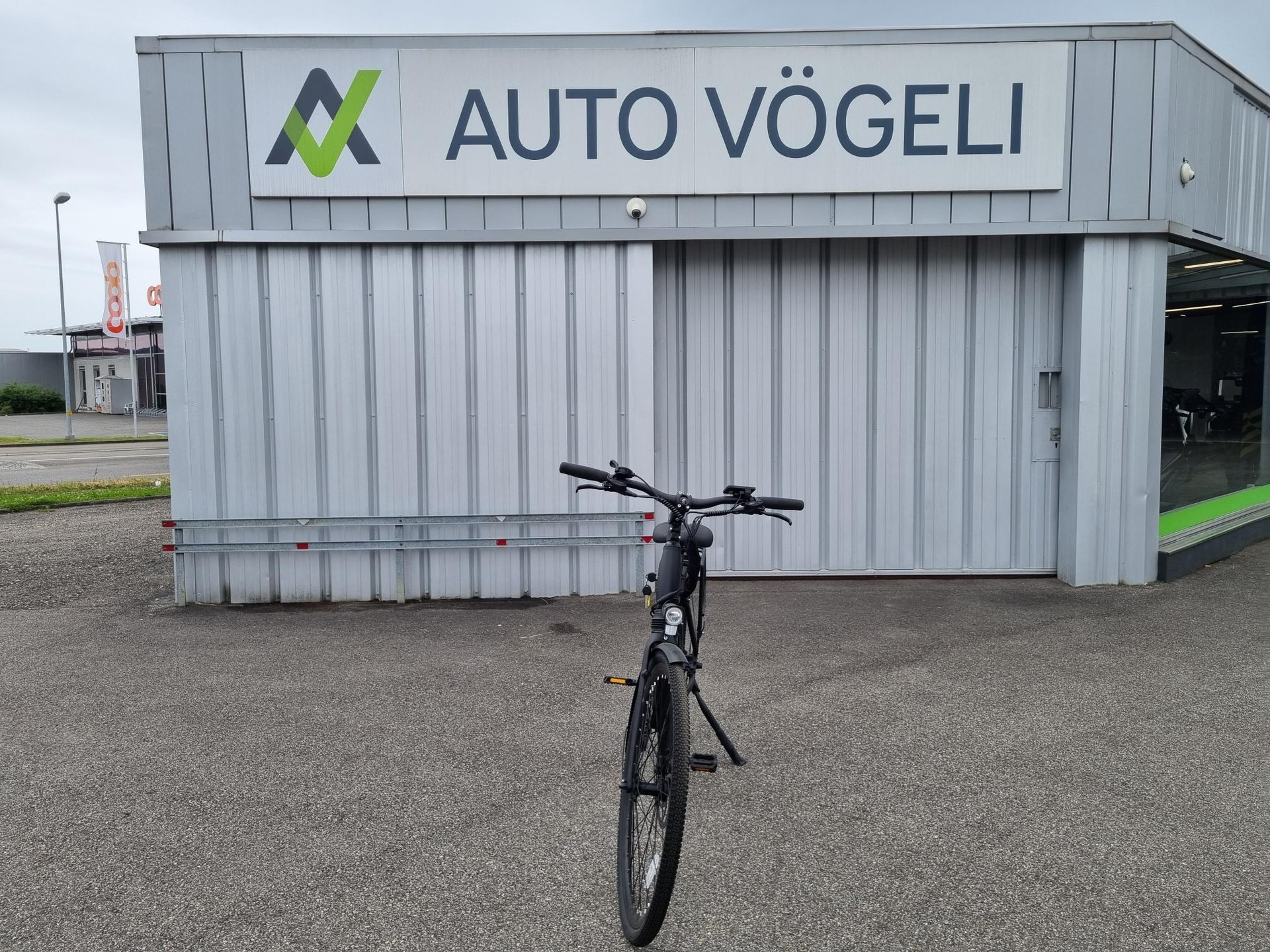 AVERSUS MELIA  25Km/h-showroom-element-1
