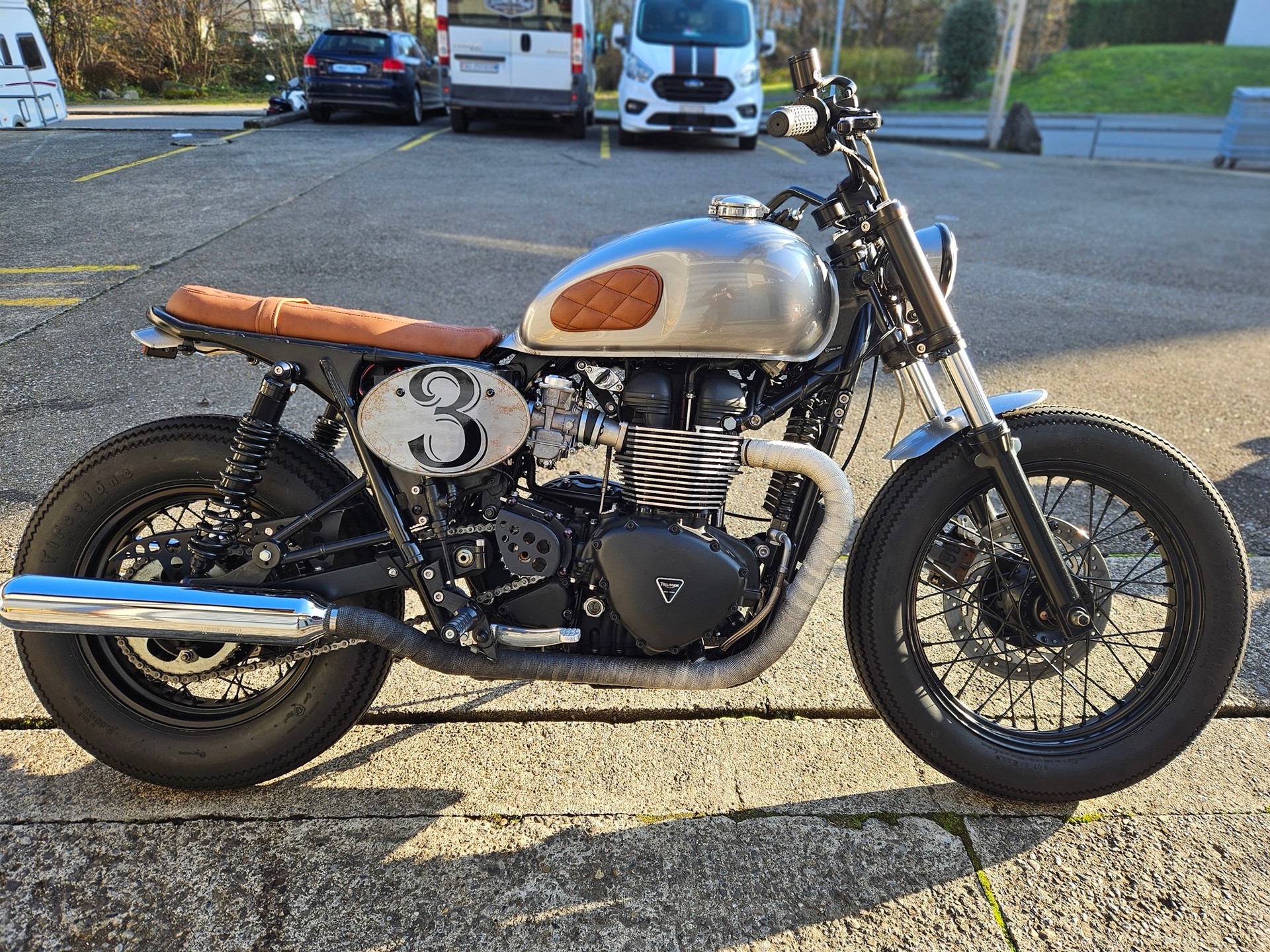TRIUMPH Bonneville 900 i T 214