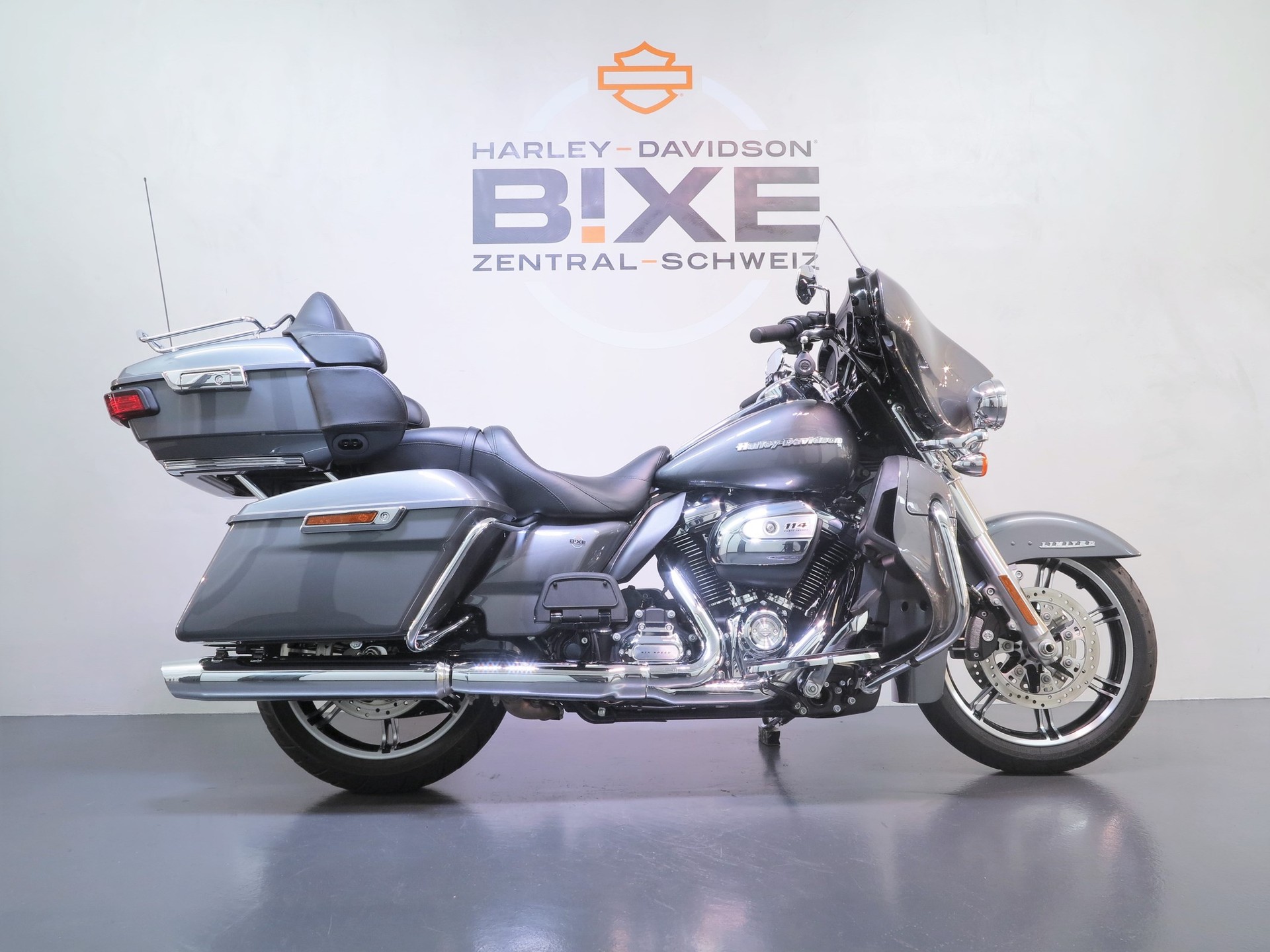 HARLEY-DAVIDSON FLHTK Electra Glide Ultra Limited 114
