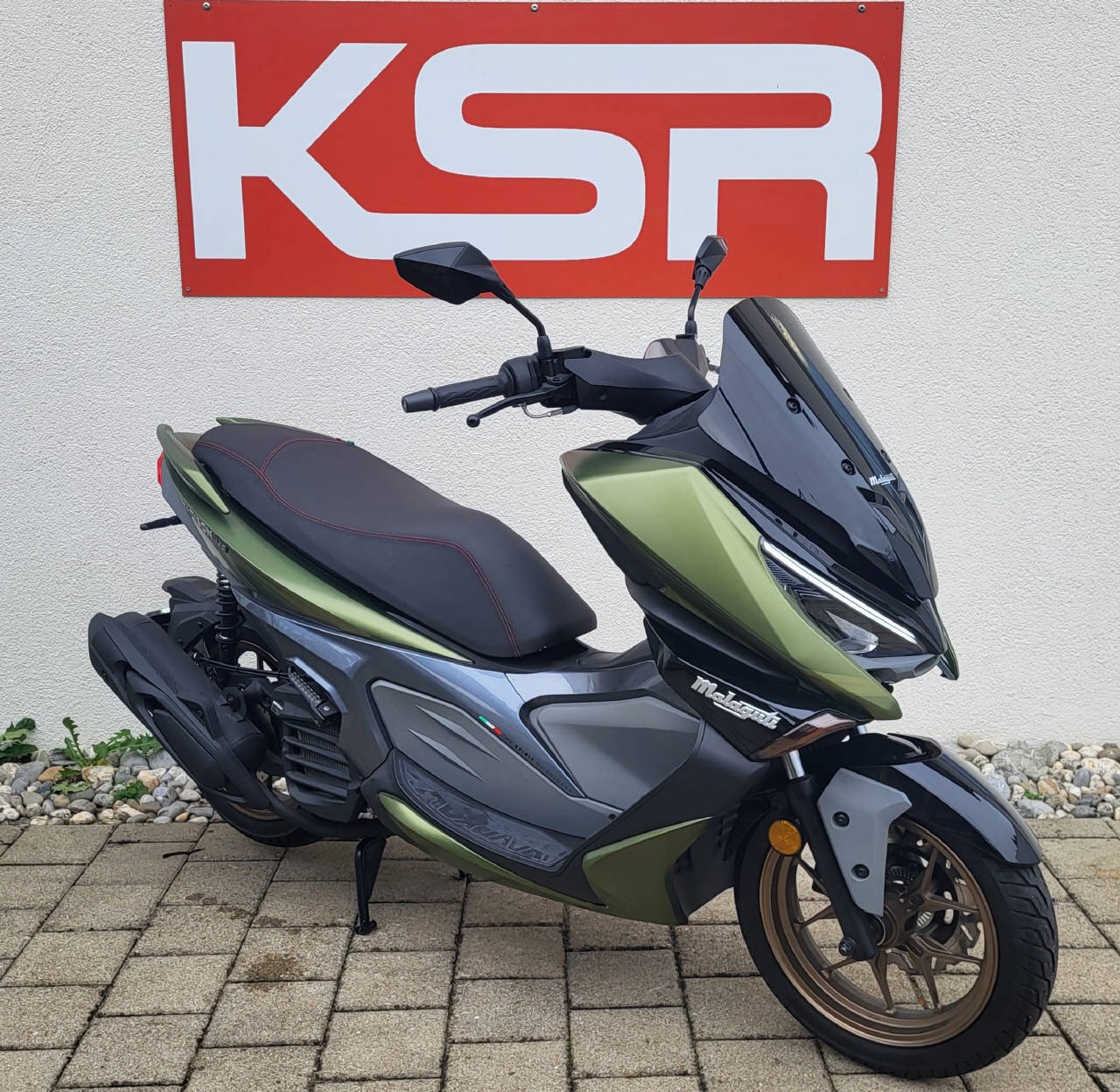 MALAGUTI Madison 125 ABS-showroom-element-3