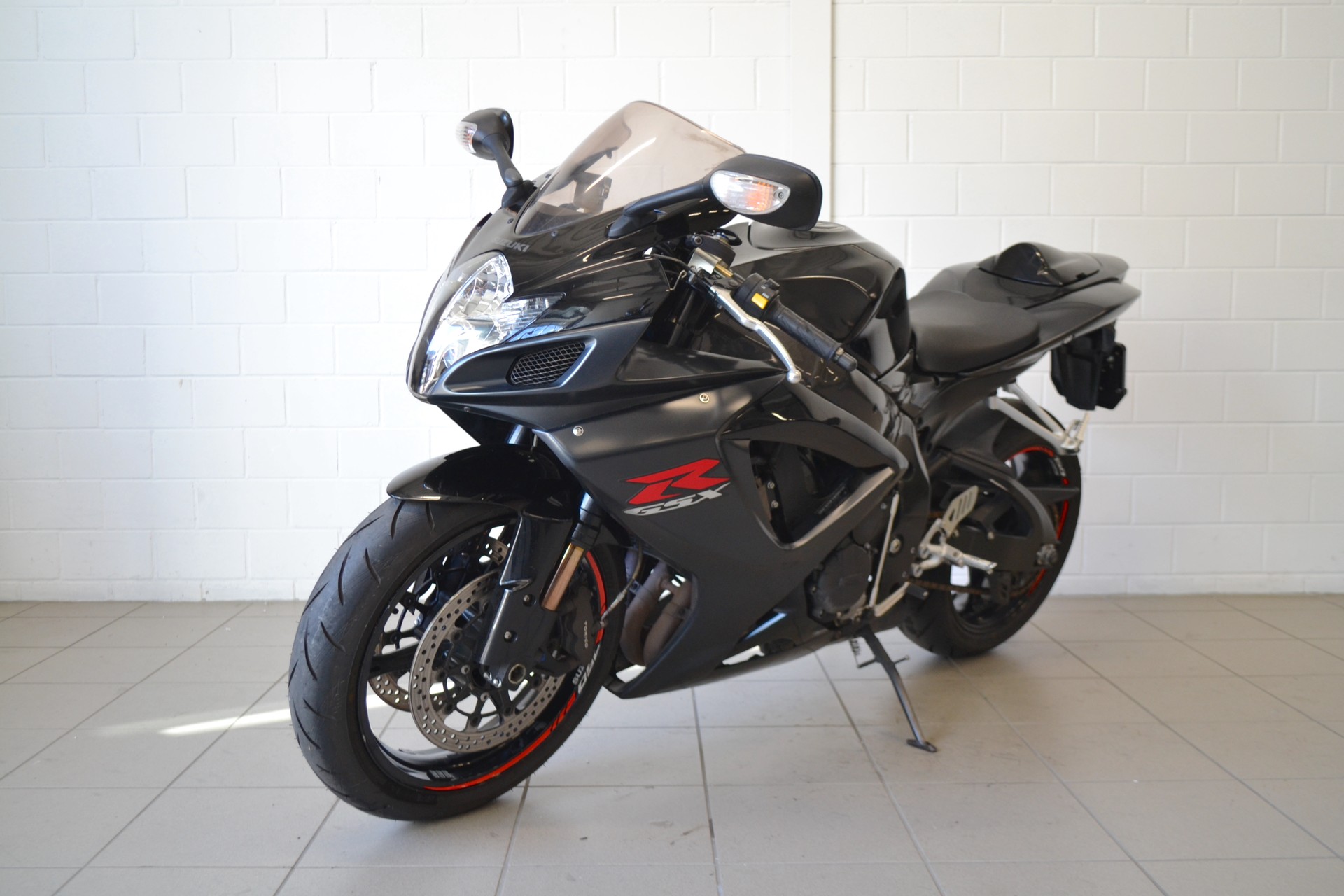 SUZUKI GSX-R 750 K6-showroom-element-2
