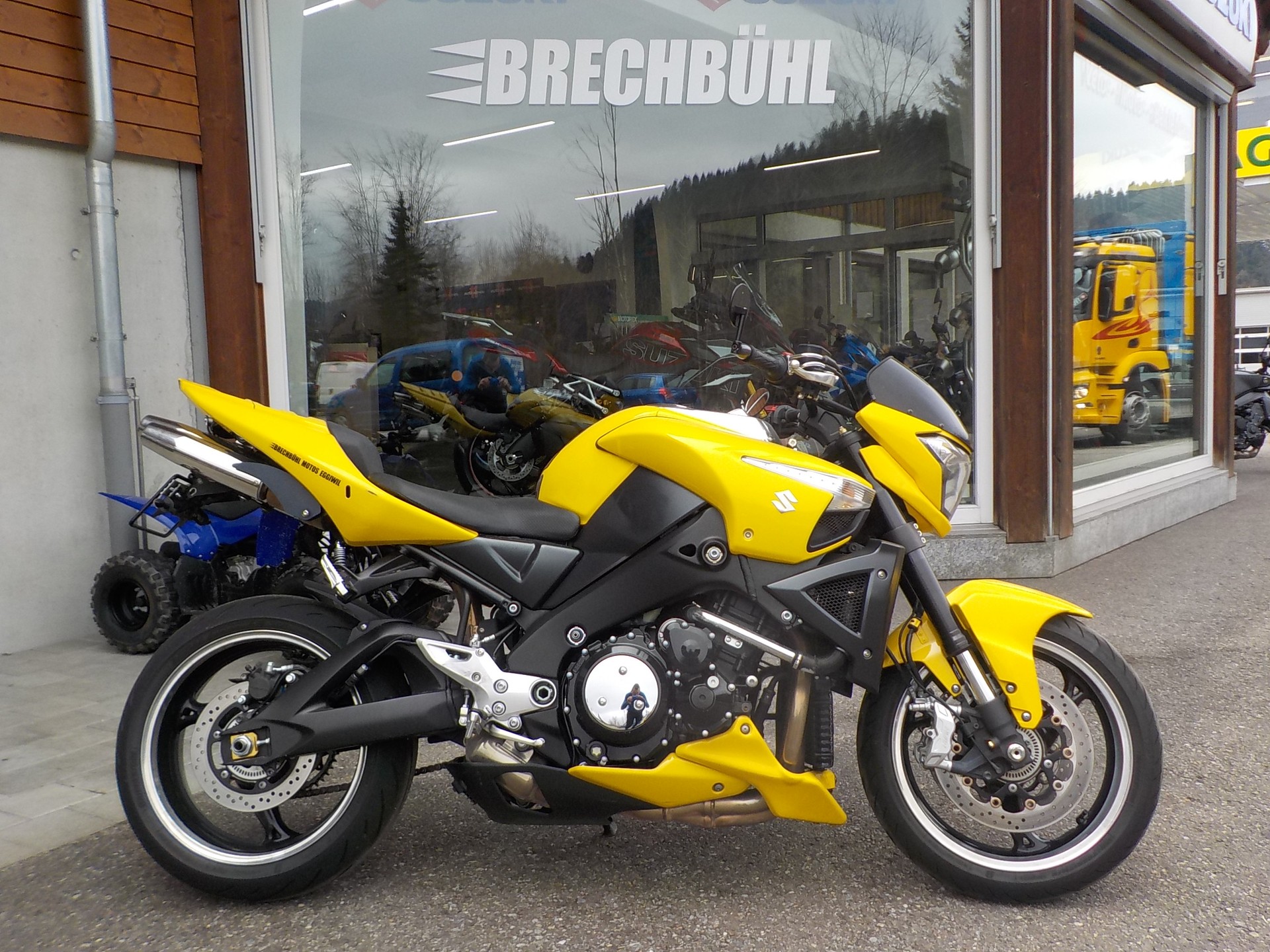 SUZUKI GSX 1300 B-King