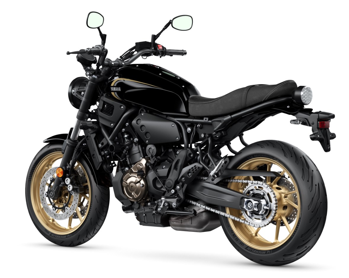 YAMAHA XSR 700-image-2
