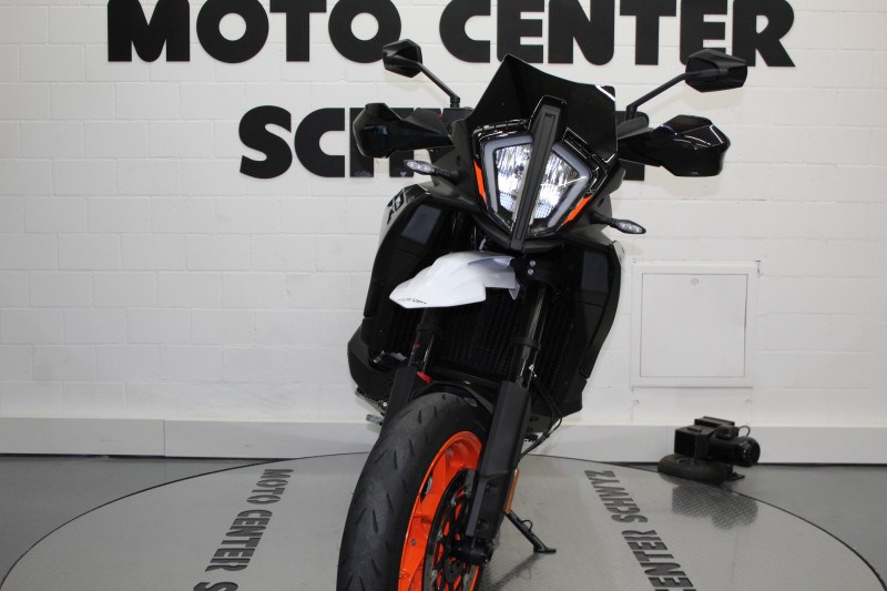 KTM 890 SMT-image-3