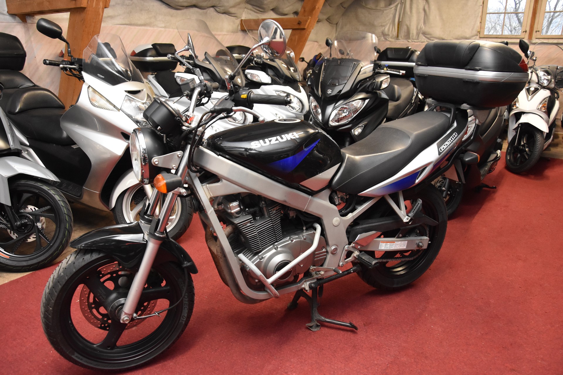 SUZUKI GS 500