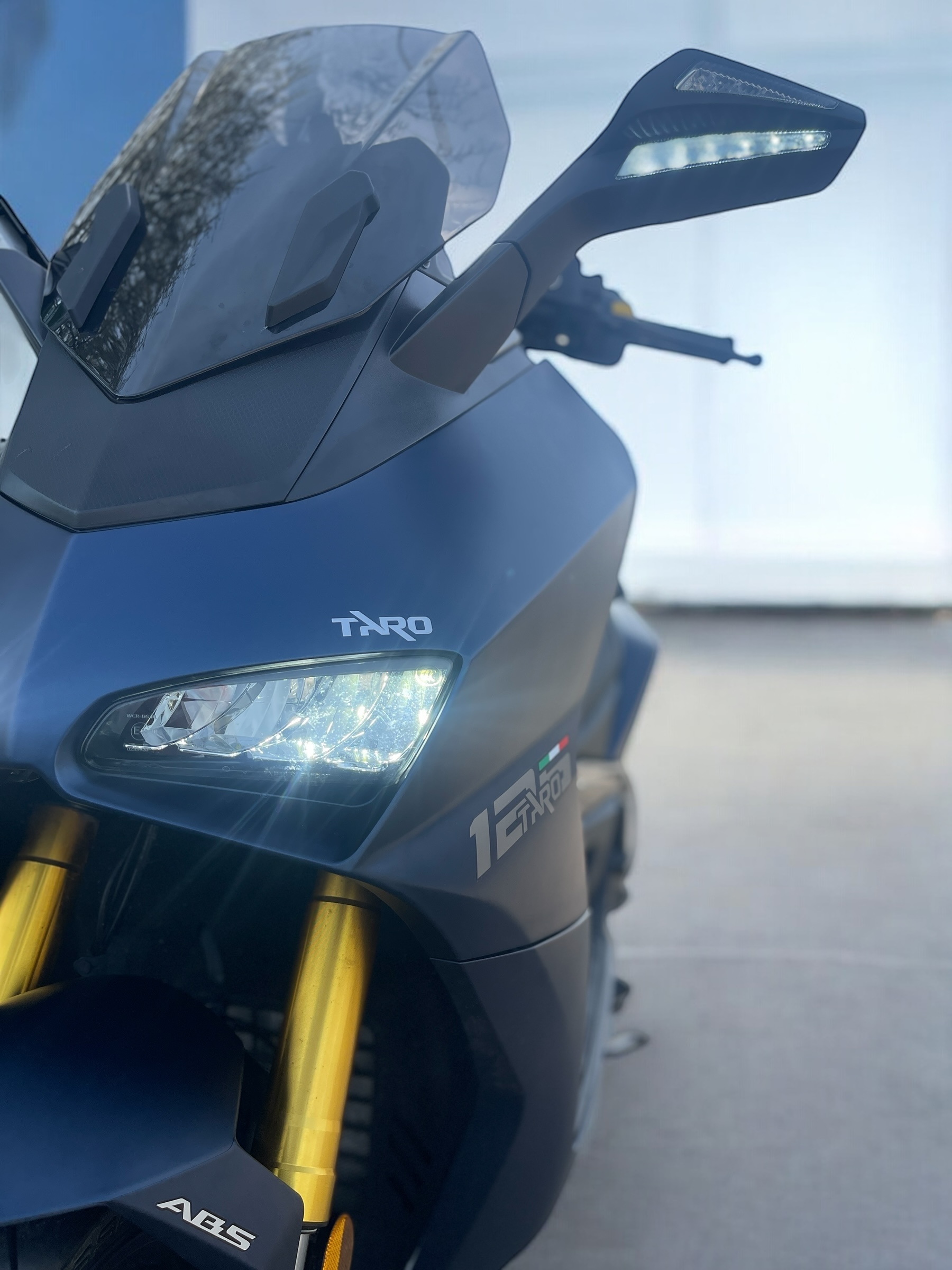 TARO Huracan 125 ABS