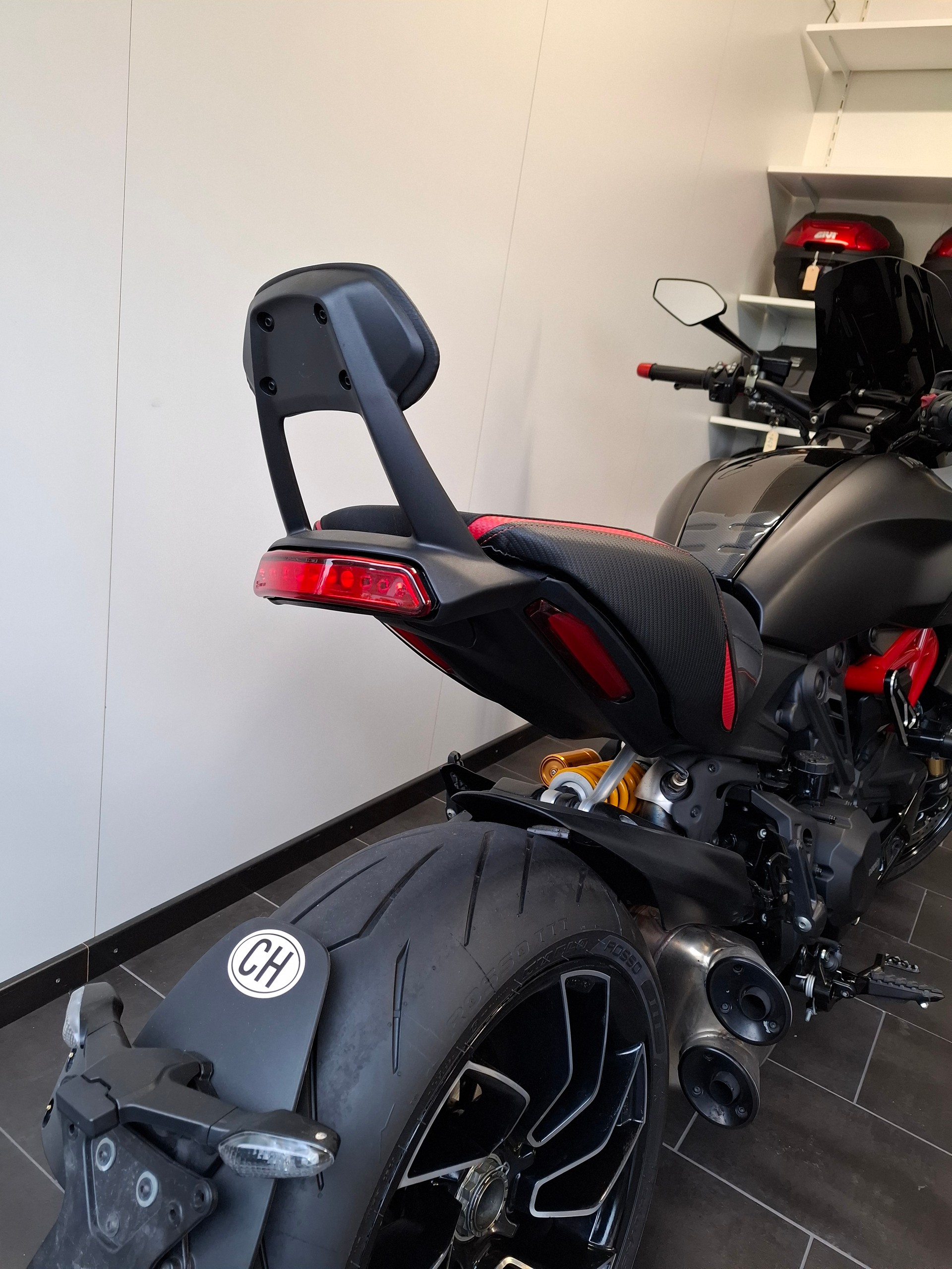 DUCATI Diavel 1260 S-image-6