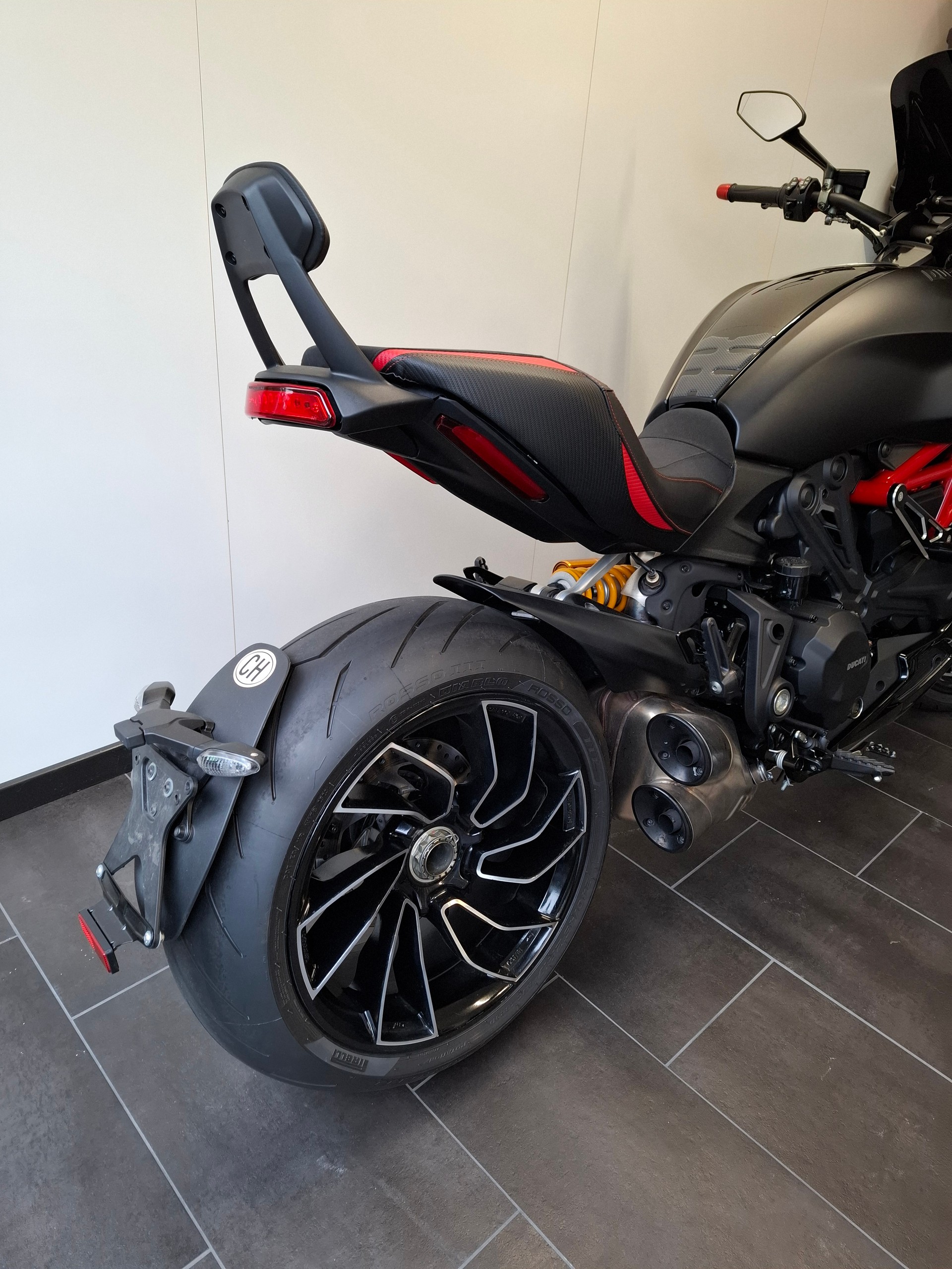 DUCATI Diavel 1260 S-image-5