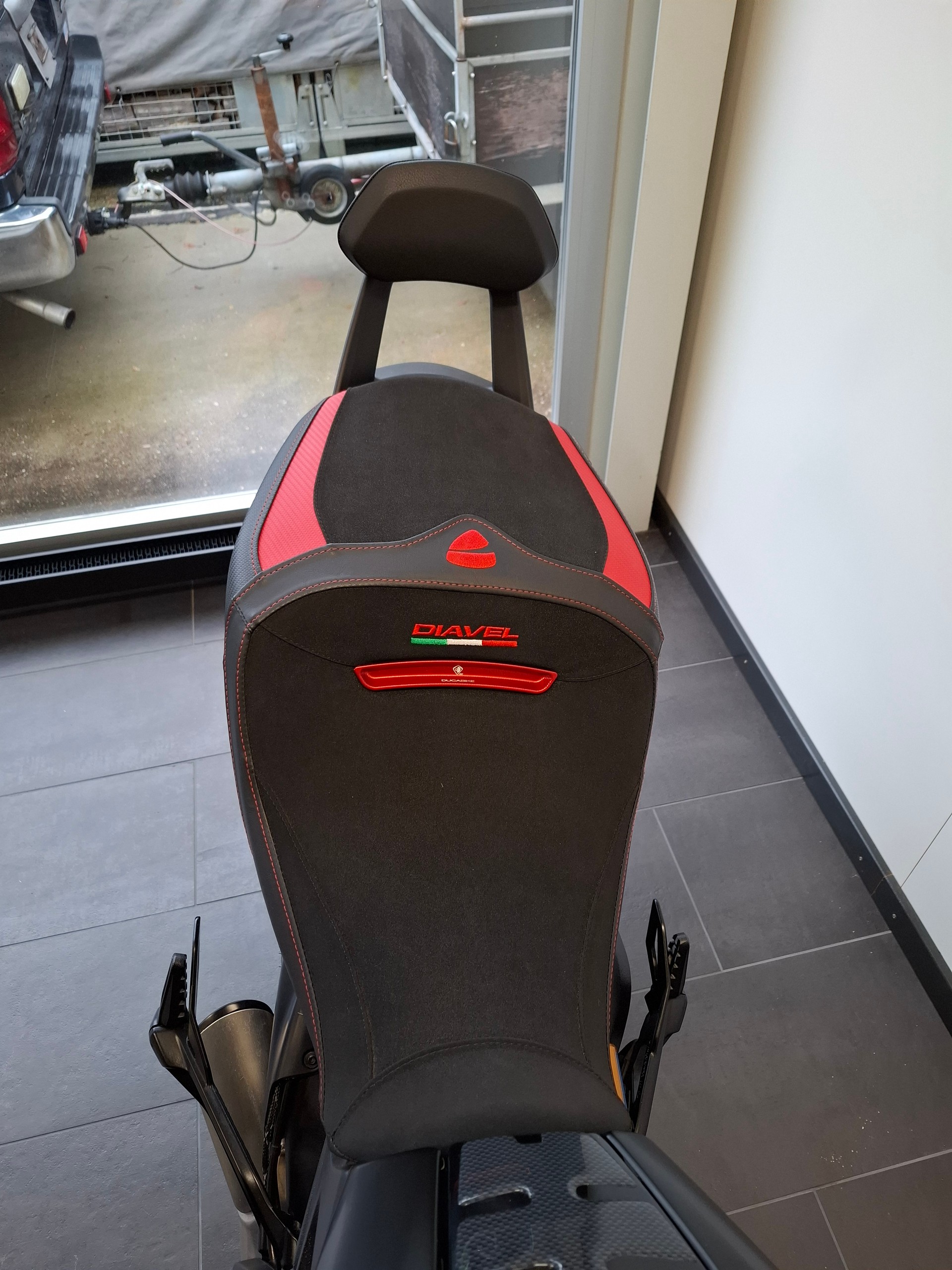 DUCATI Diavel 1260 S-image-4