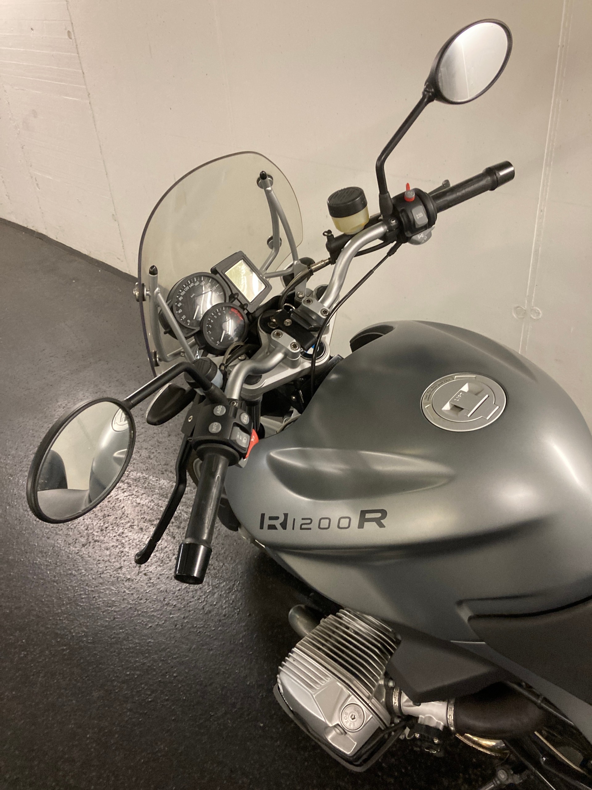 BMW R 1200 R-image-3