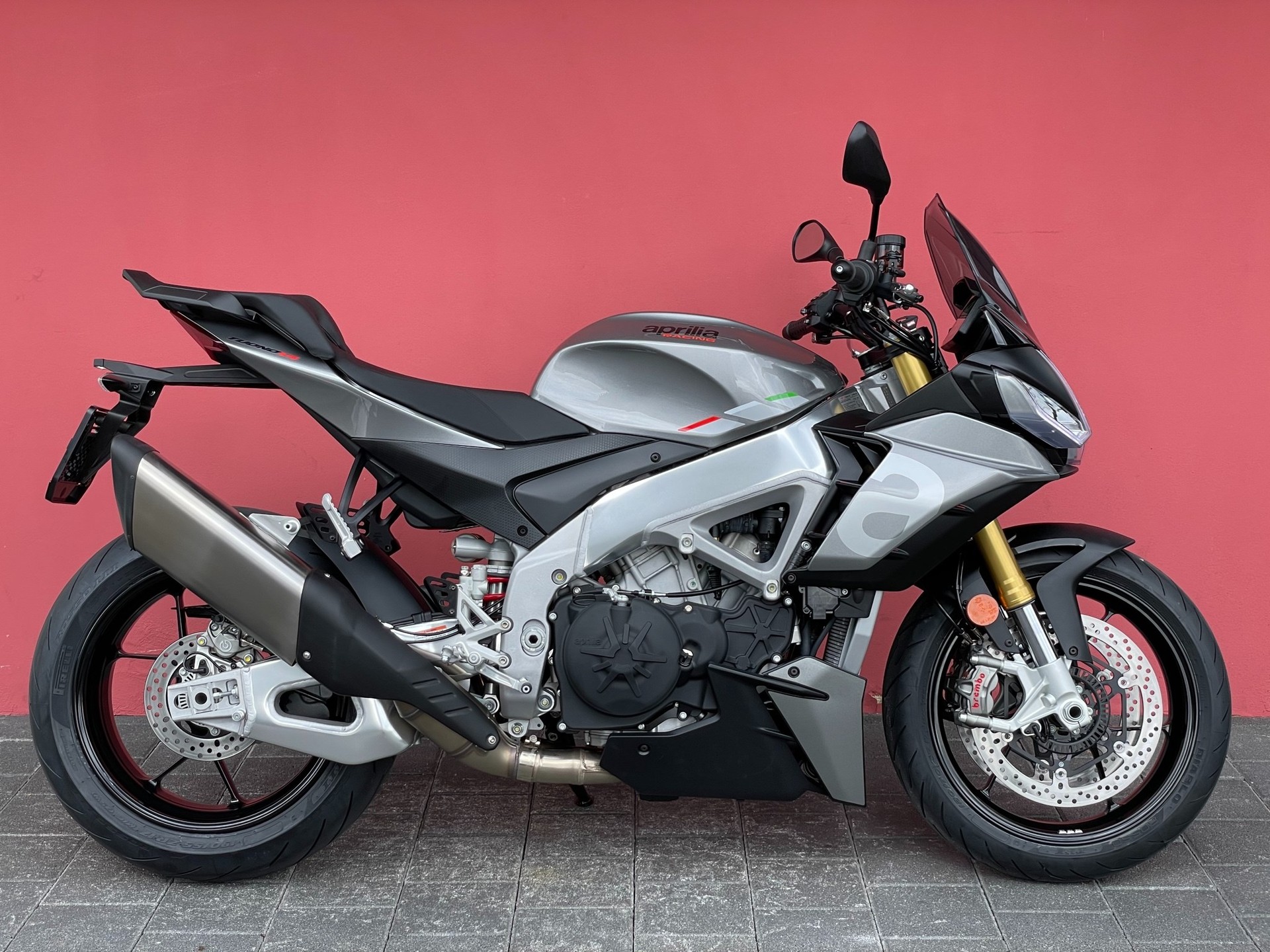 APRILIA Tuono V4 1100 - 4 Jahre Garantie