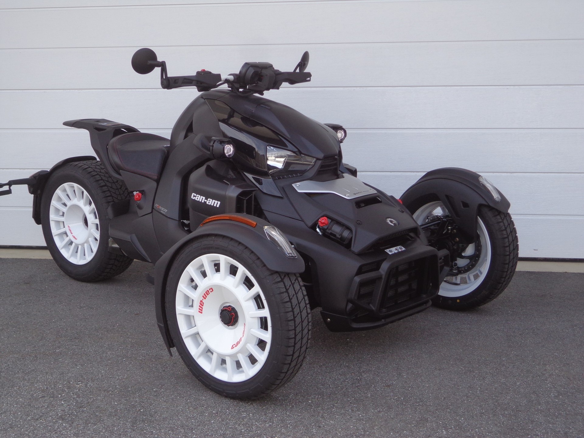 CAN-AM Ryker Ace 900 Rally Edition-showroom-element-3