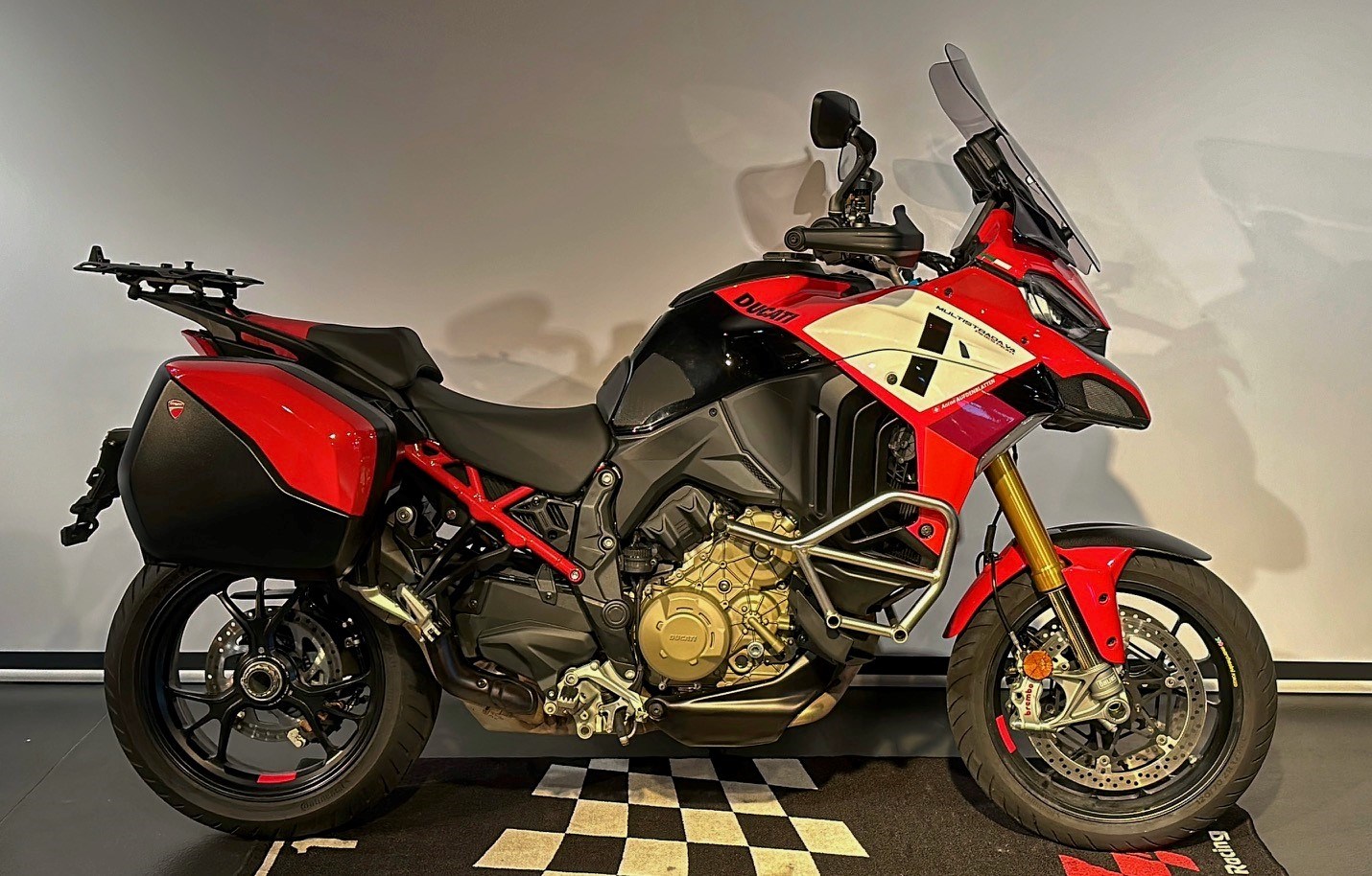 DUCATI Multistrada V4 Pikes Peak Radar Frisch-showroom-element-1