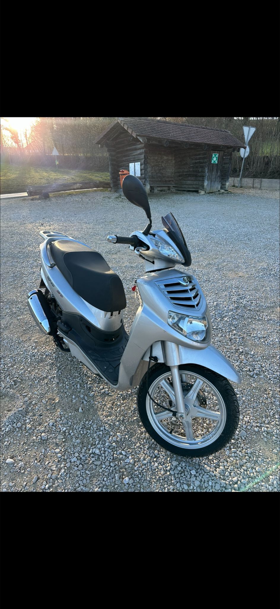 SYM HD 125-image-1
