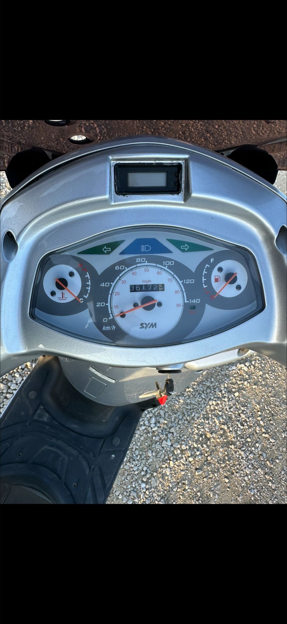 SYM HD 125-image-4