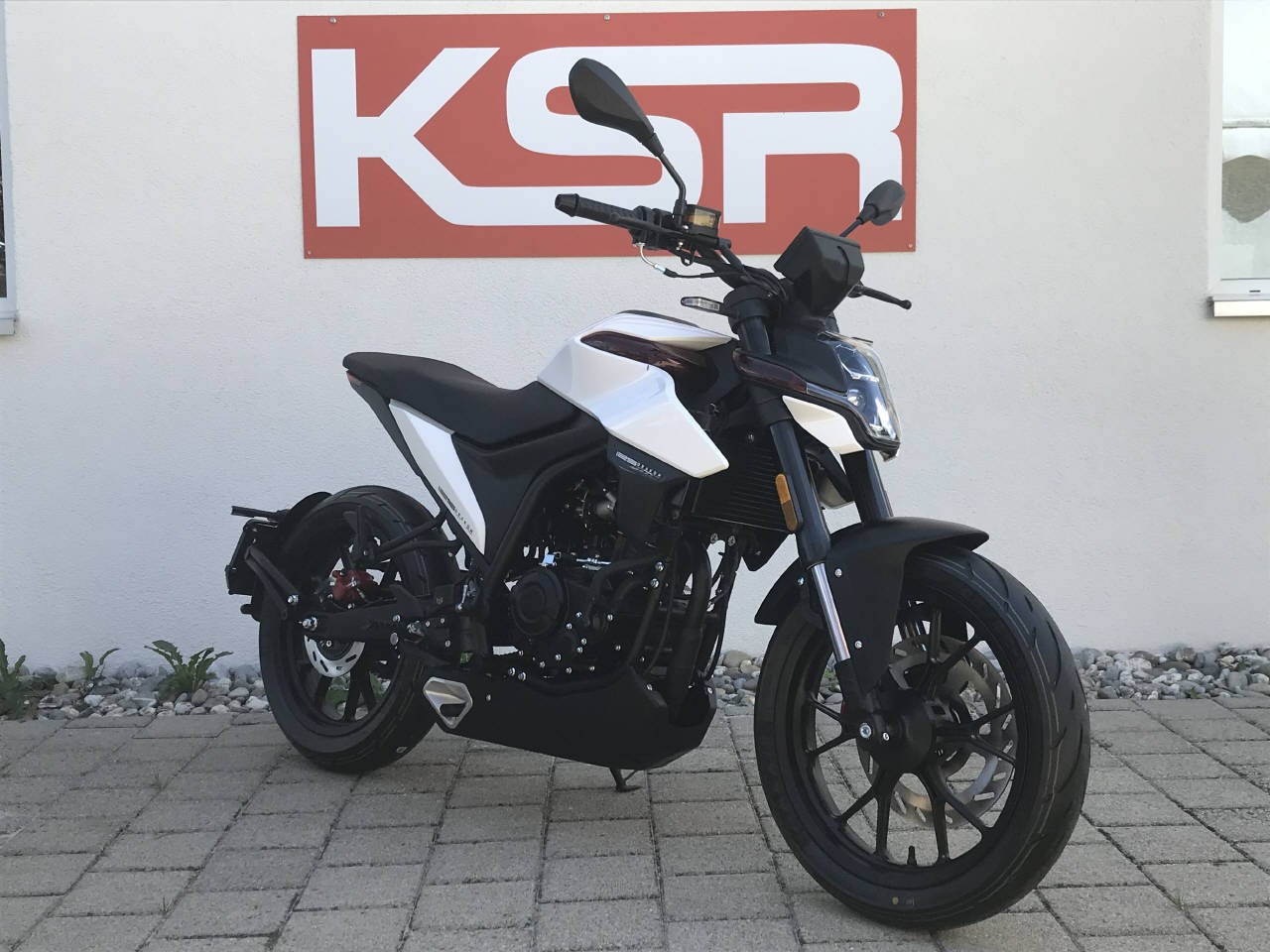 MALAGUTI Drakon 125 ABS-showroom-element-2