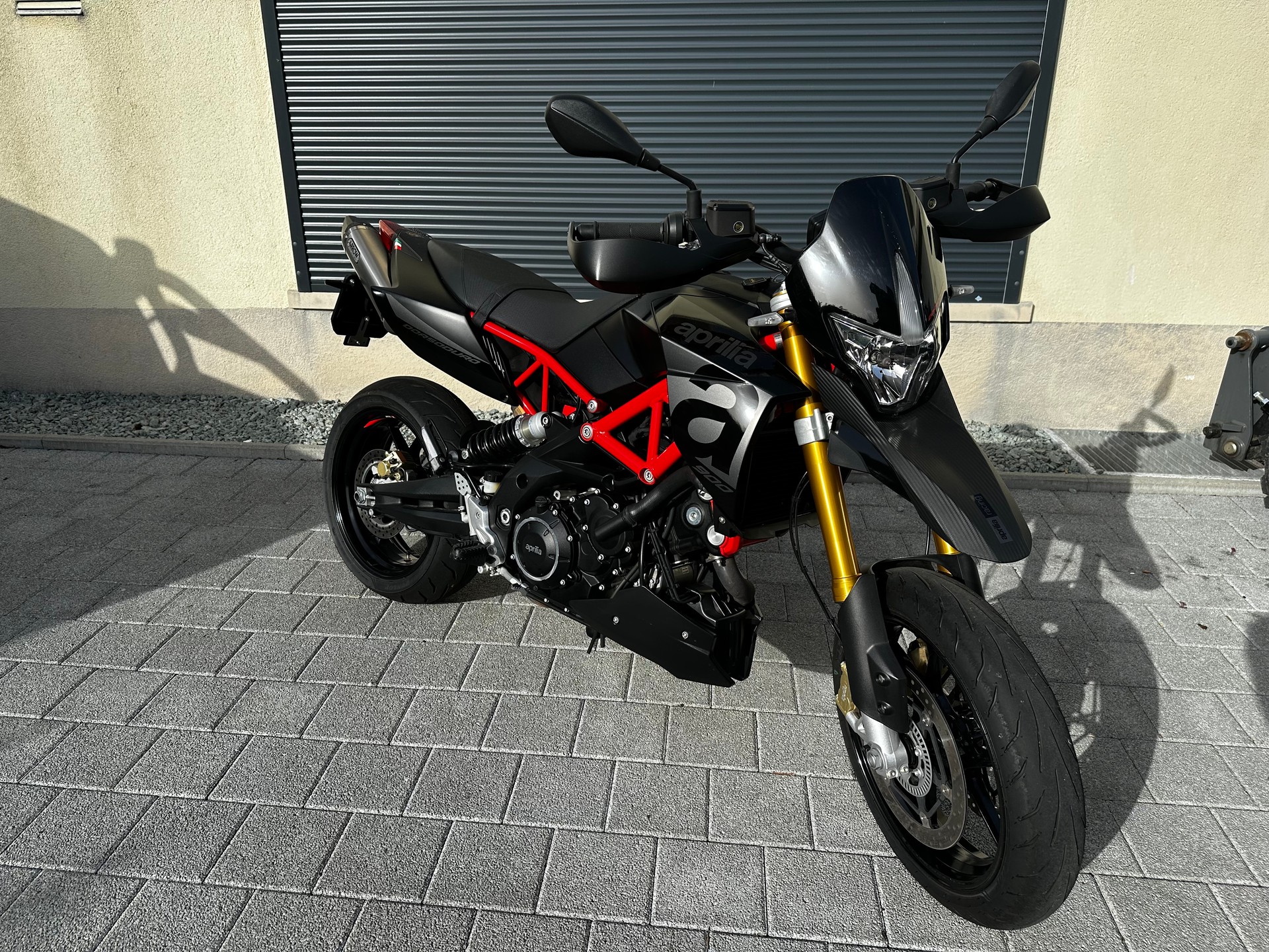 APRILIA Dorsoduro SMV 900