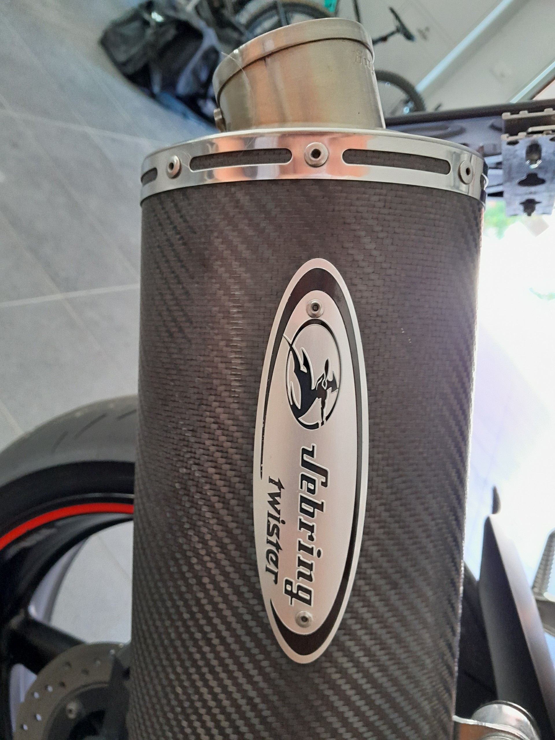 YAMAHA YZF-R1-image-6