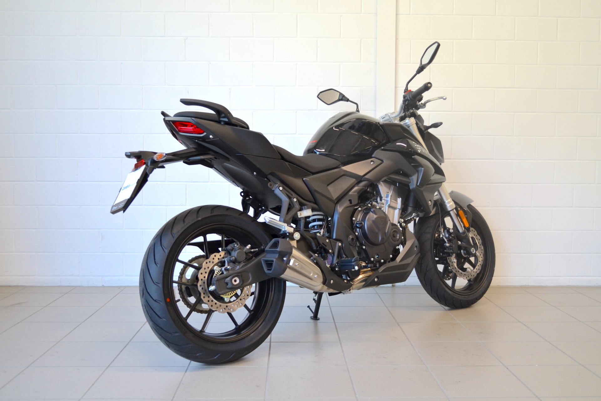 VOGE 500R-showroom-element-3