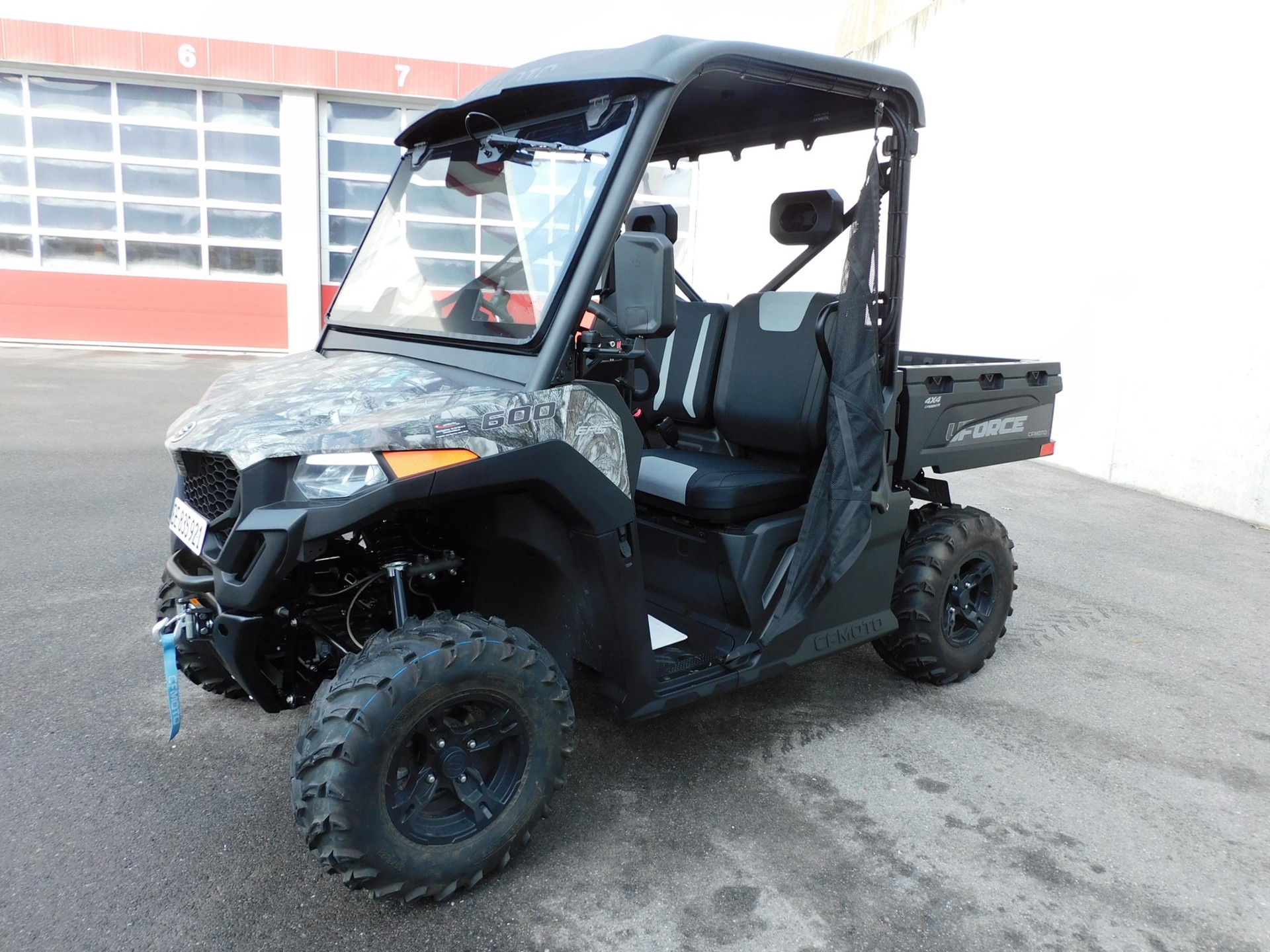 CF MOTO UForce 600 EFI 4x4-image-2
