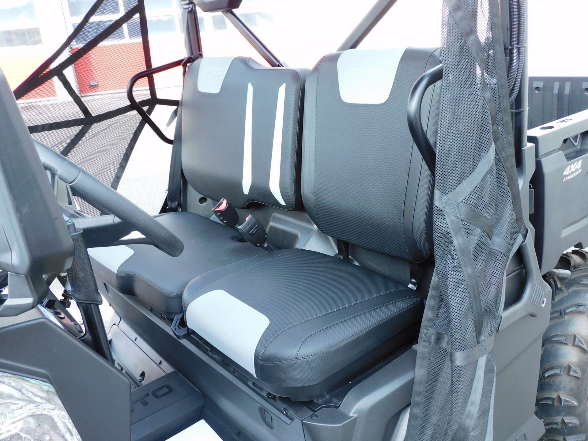 CF MOTO UForce 600 EFI 4x4-image-8