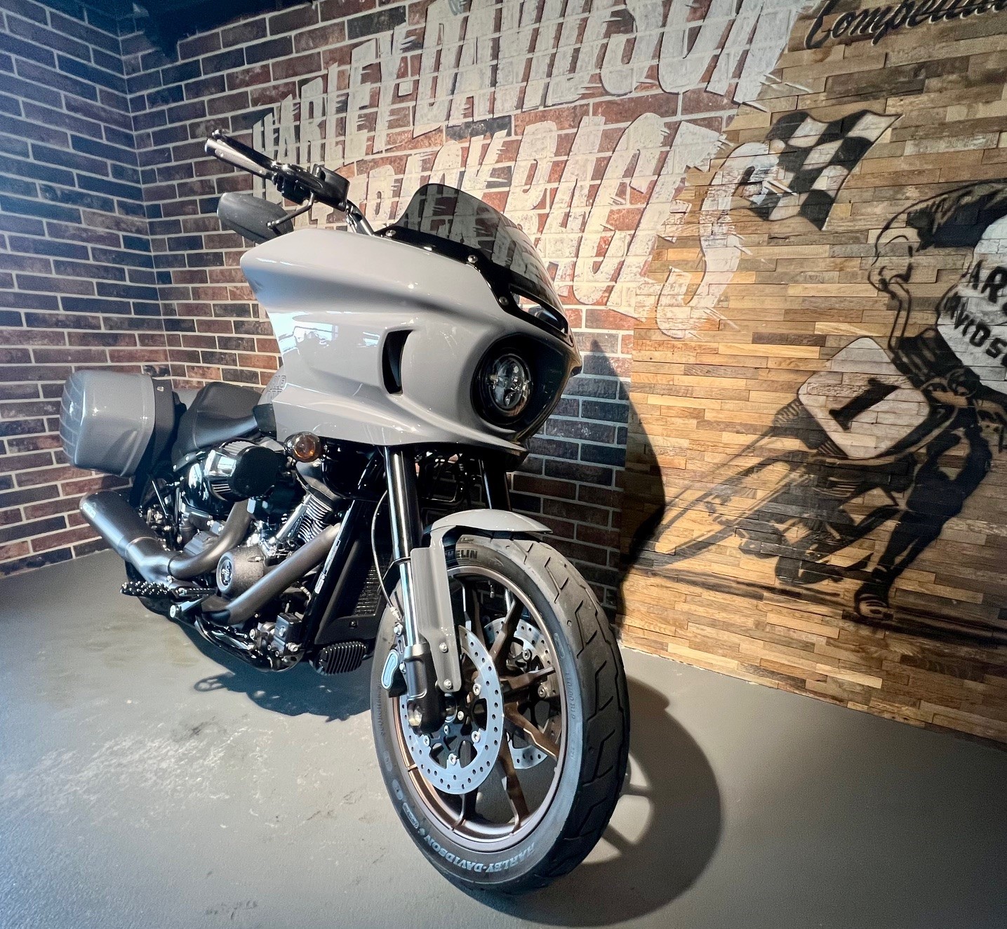 HARLEY-DAVIDSON FXLRST Low Rider ST 117-showroom-element-3
