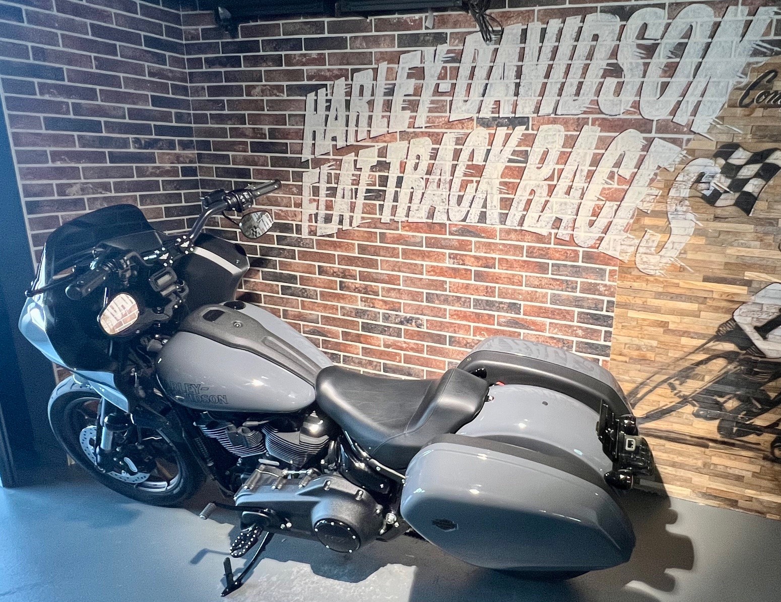 HARLEY-DAVIDSON FXLRST Low Rider ST 117-showroom-element-2