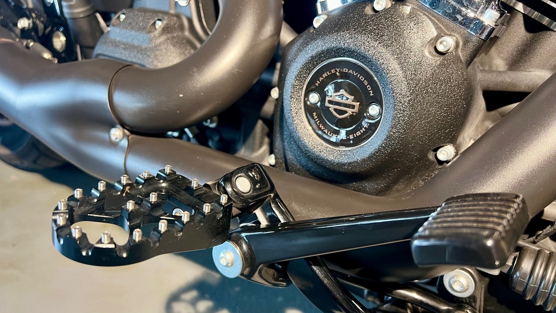 HARLEY-DAVIDSON FXLRST Low Rider ST 117-image-11